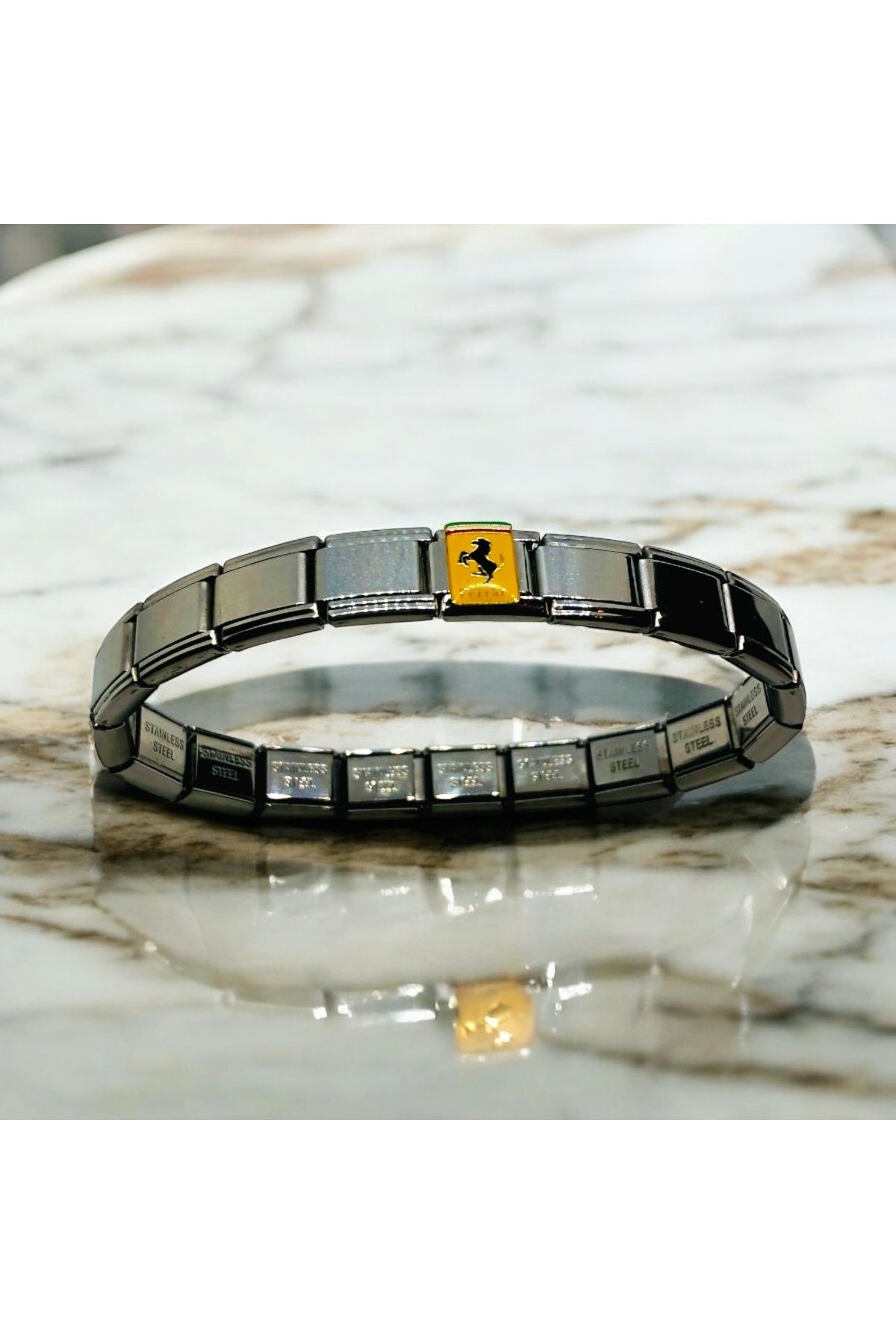 MeSin Store FERRARİARABA SERİSİ ÇELİK CHARM VE ÇELİK İTALYAN BİLEKLİK