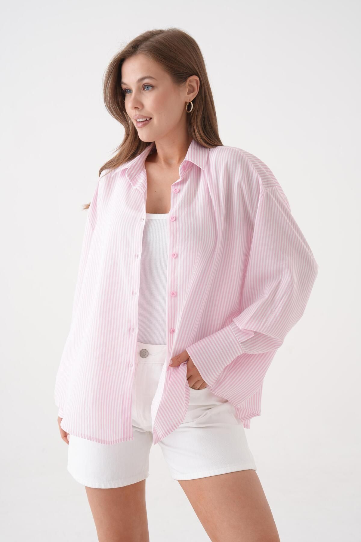 minaaise Kadın Pembe Modal Kumaş Oversize Çizgili Gömlek 29182