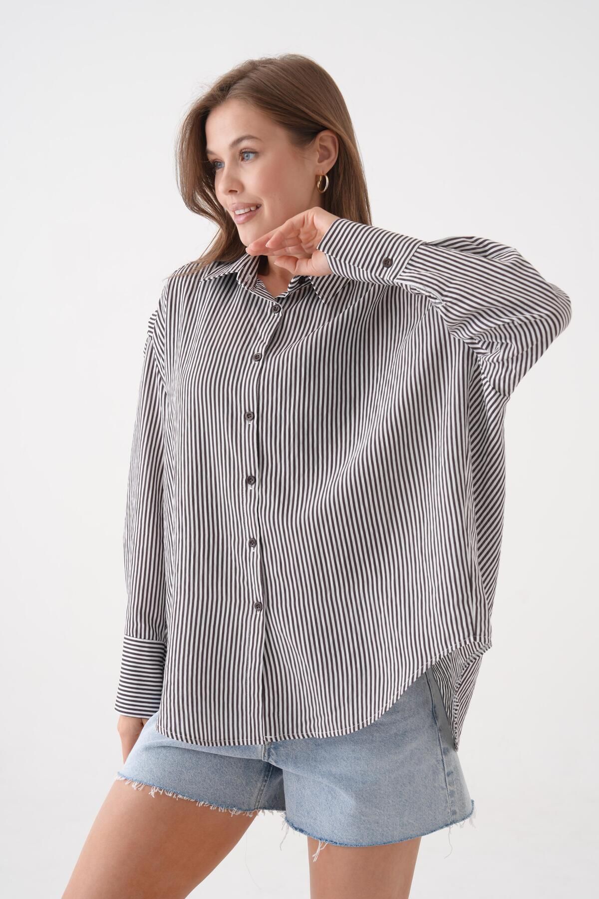 minaaise Kadın Acı Kahve Modal Kumaş Oversize Çizgili Gömlek 29182