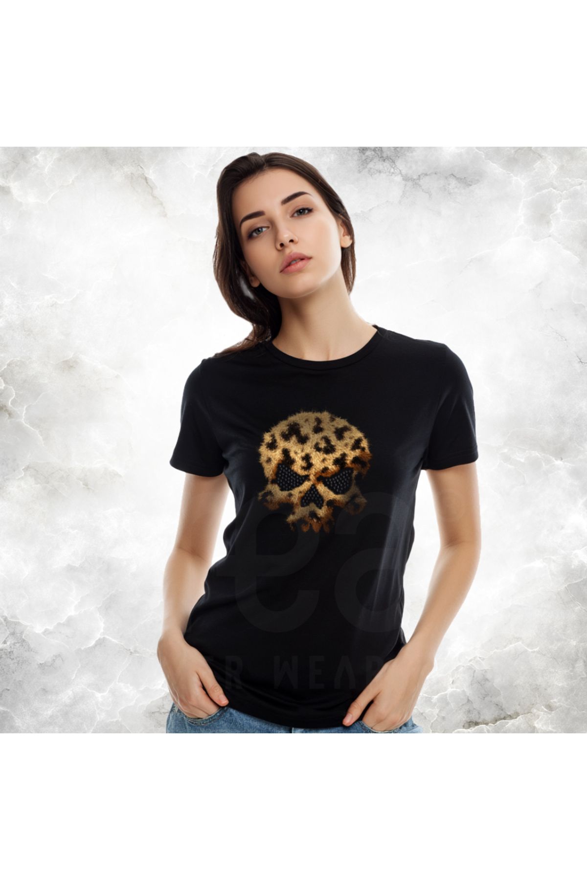 Crea Eymer Wear Siyah Kristal Leopar Kurukafa Taşbaskılı Dijital Baskılı Pamuklu Bisiklet Yaka Tişört Siyah - Black
