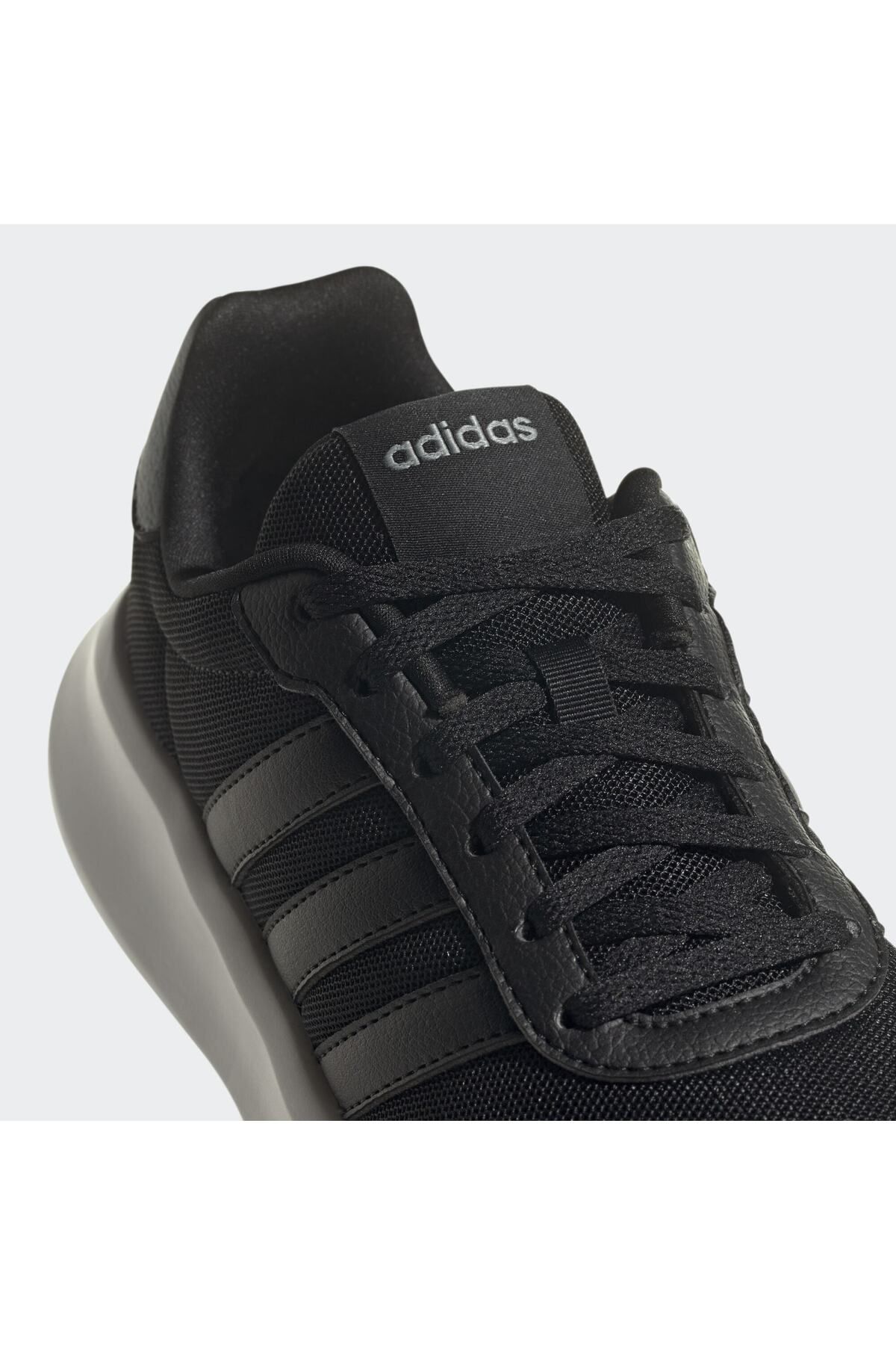 اسنیکر چند رنگ زنانه کفش رانینگ مربی Racer 3.0 GY0699 adidas