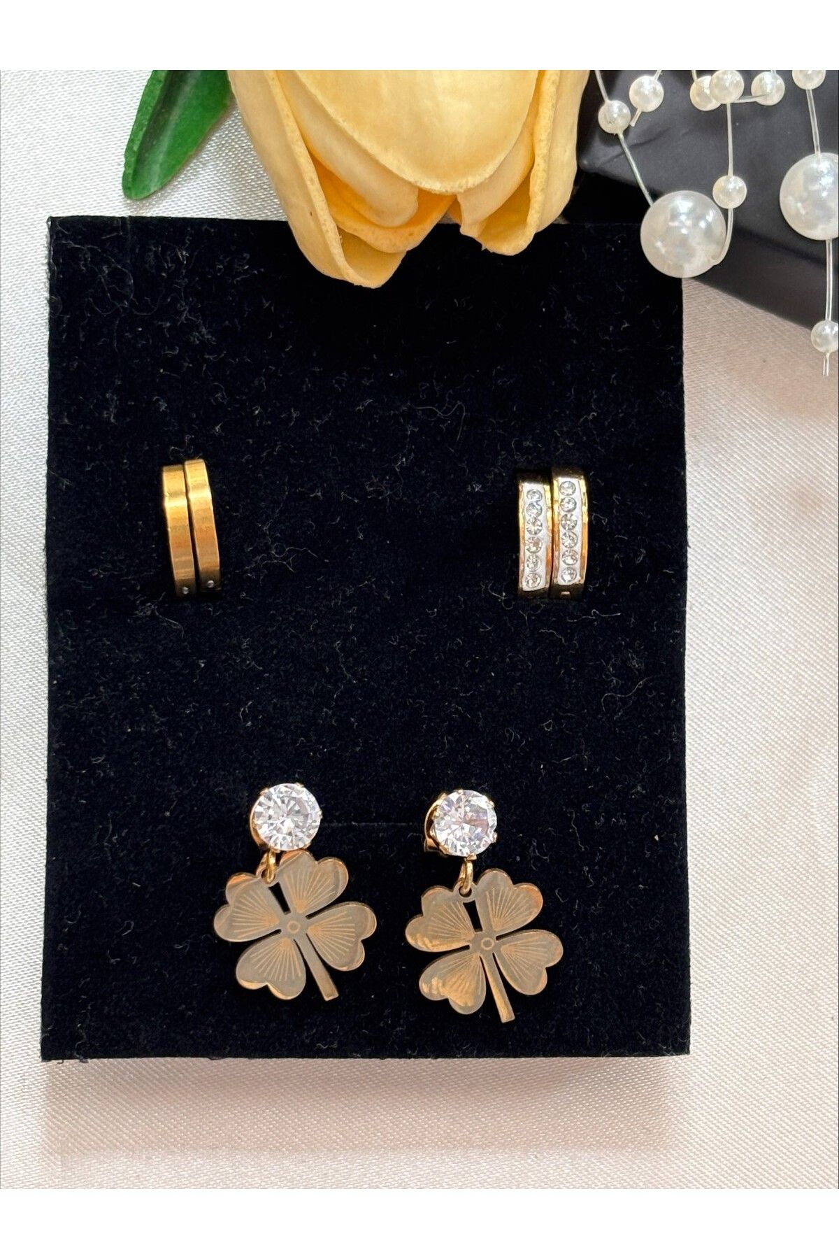 İZMİR.ACCESSORİZE TAKI & BİJUTERİ & AKSESUAR ZİRKON TAŞ GOLD ÇELİK YONCA & HALKA KÜPE SETİ