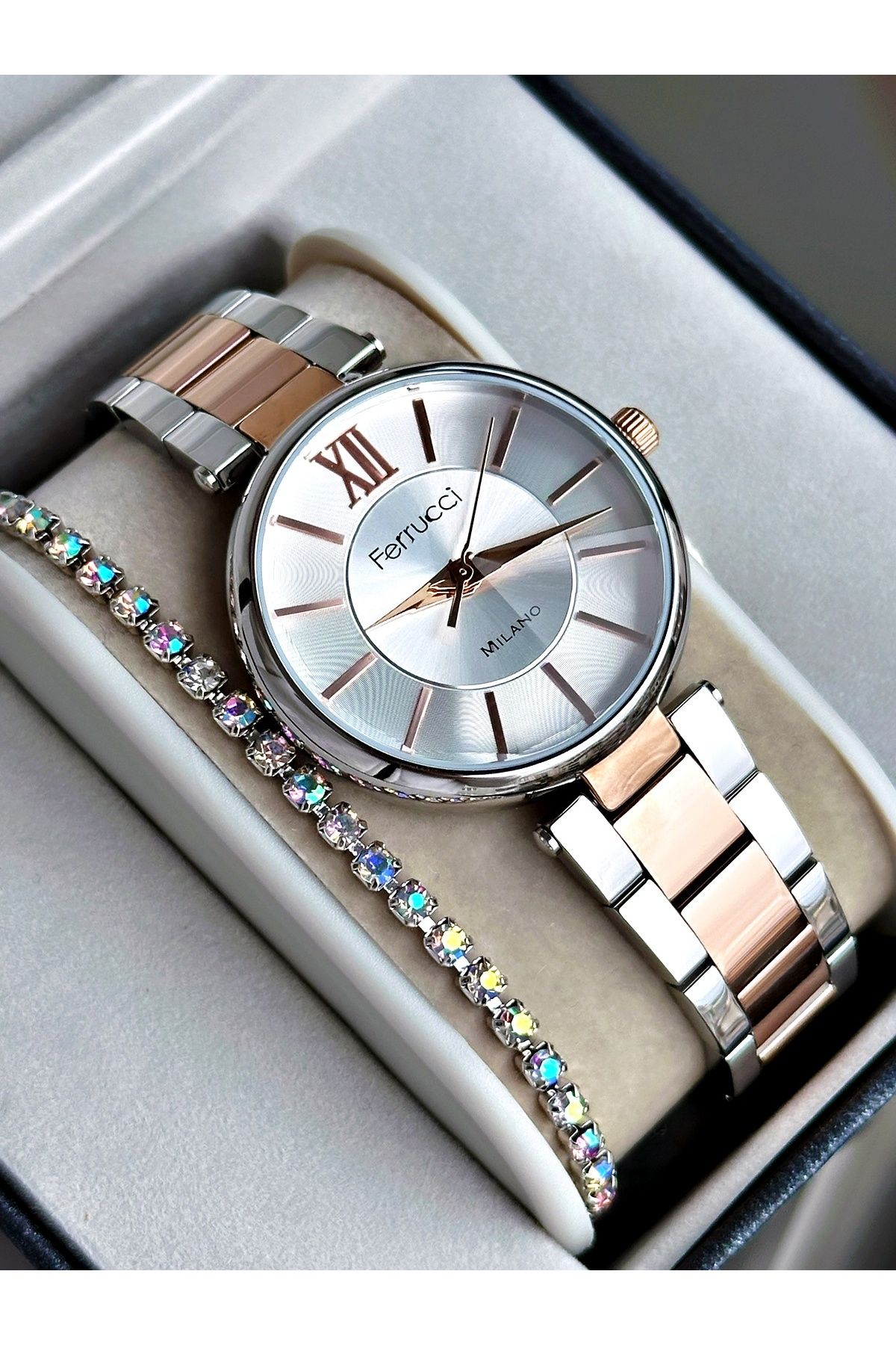 Ferrucci Rose Gold Gümüş Renk Aynalı Kristal Görünüm Cam Çelik Kordon Kadın Kol Saati + BİLEKLİK