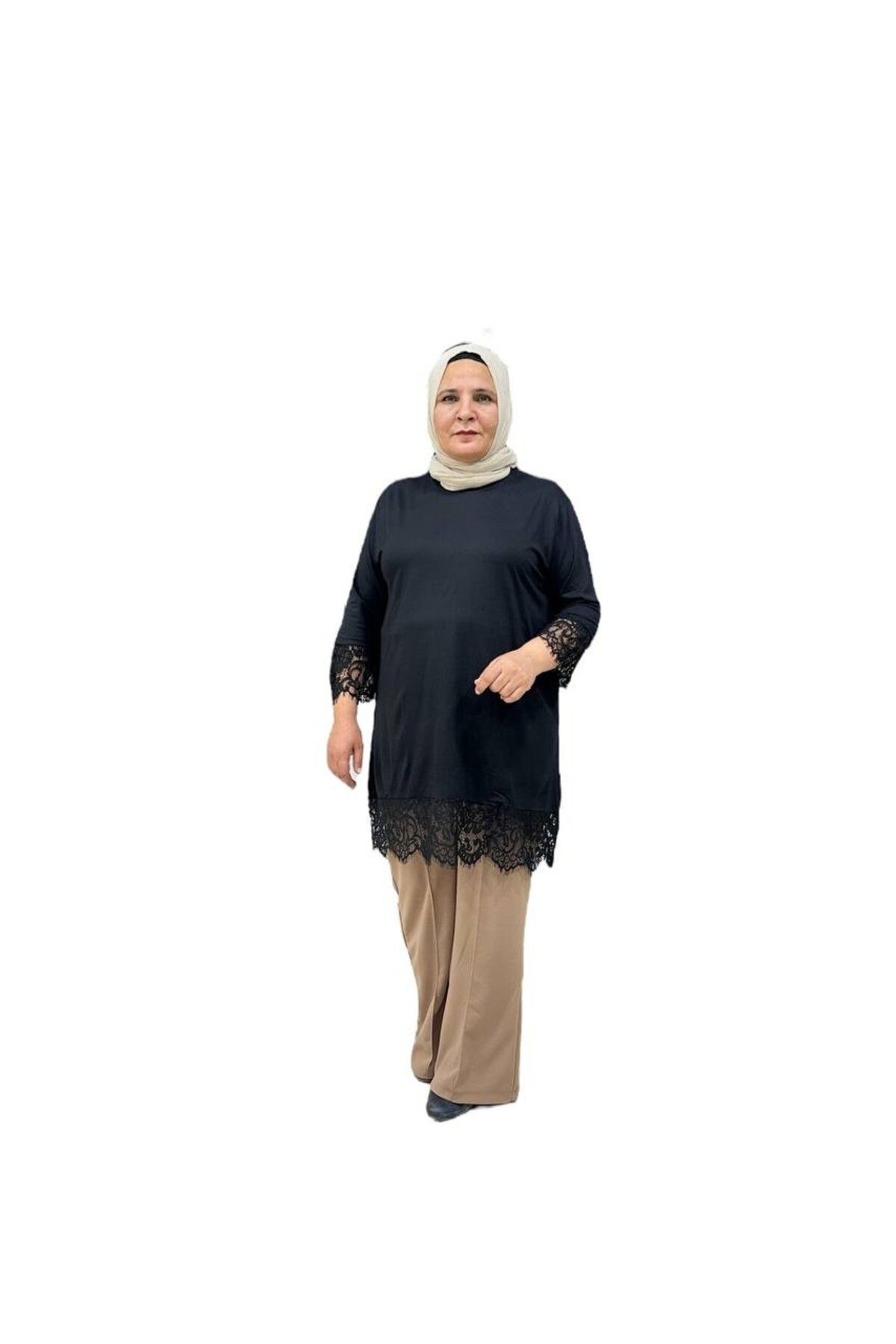 Sevda Kılınç Büyük Beden Dantelli Tunik