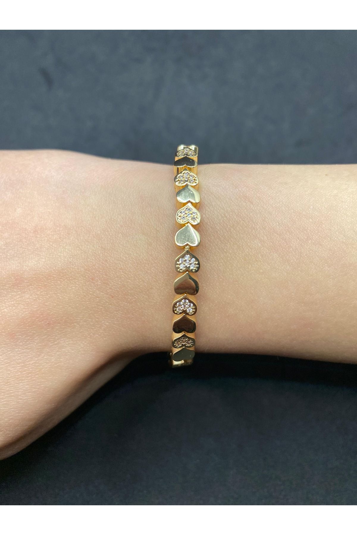 Jiji Jewelery 1. Sınıf VİP Seri Altın Renk Kalp Model Paslanmaz Çelik Bileklik 17 cm / çıkarılabilir ek 4 cm