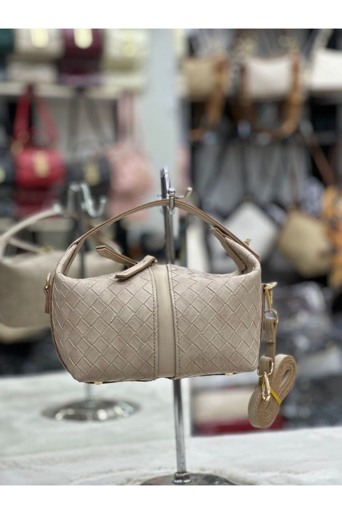 bynarincollection günlük sandal model kol çantası
