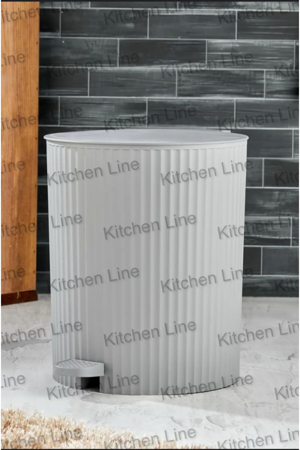 Kitchen Line PEDALLI, ÇİZGİLİ YUVARLAK MODEL BANYO/MUTFAK ÇÖP KOVASI 8LT GRİ