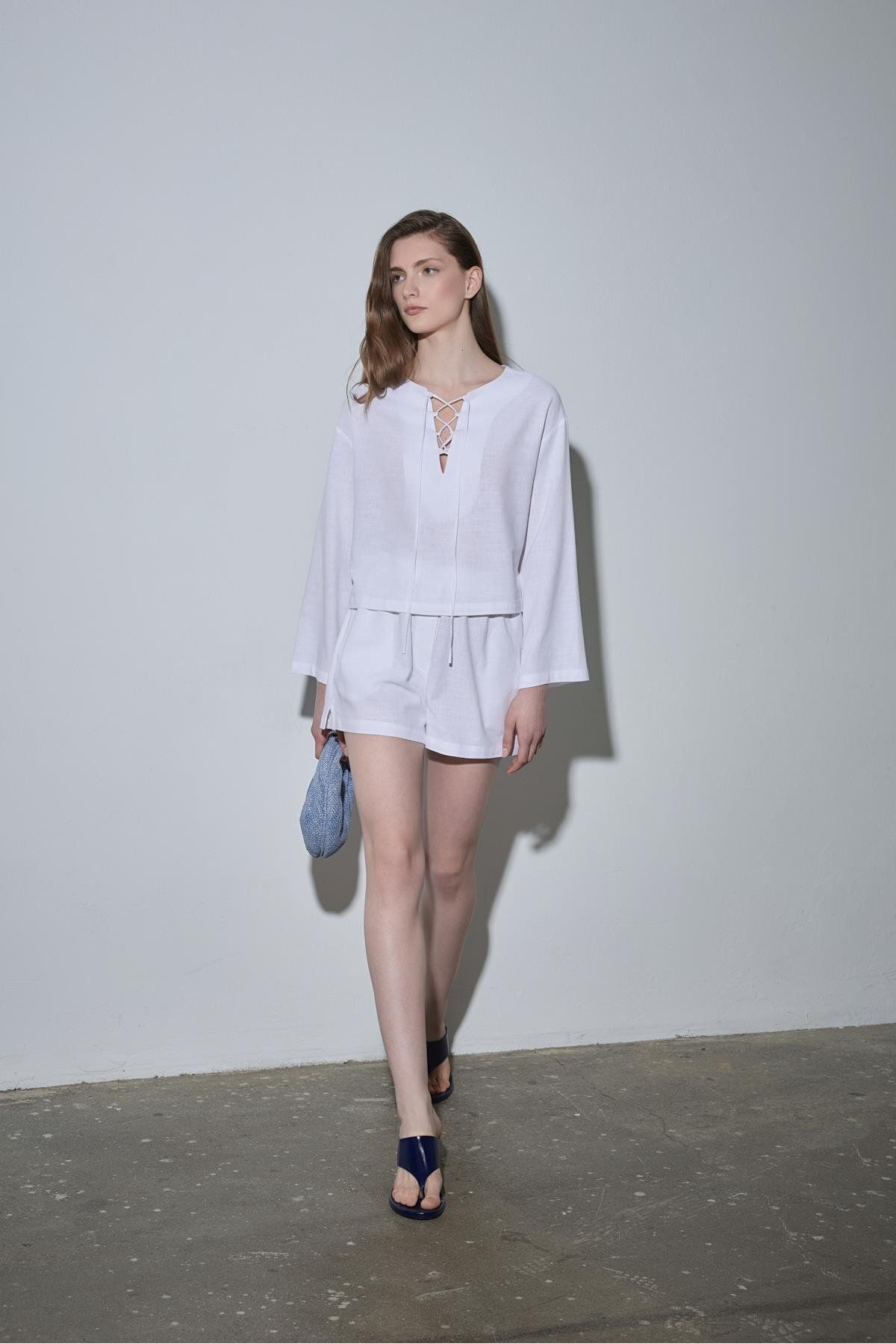 Suud Collection Beyaz Zoe Basic Keten Şort