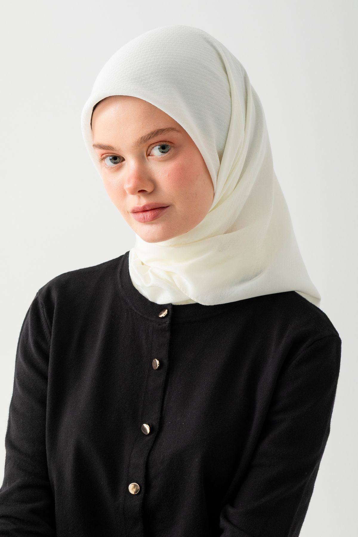 Wega Moda Pamuk Jakar Eşarp, Doğal Ve Şık Görünüm, Jakarlı Pamuk Eşarp, Soft Pamuk Eşarp.