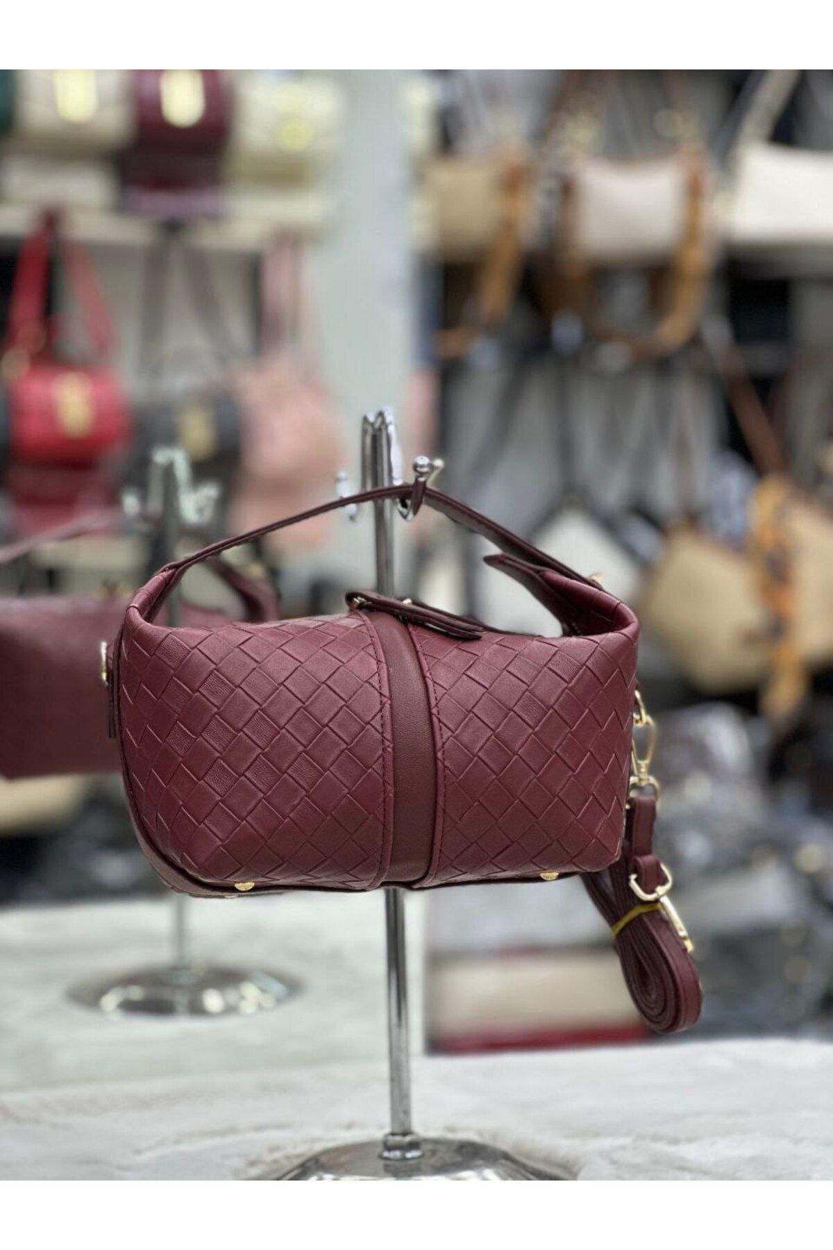 bynarincollection günlük sandal model kol çantası