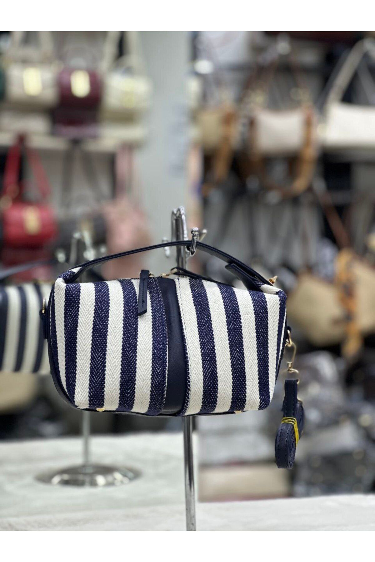 bynarincollection günlük sandal model kol çantası