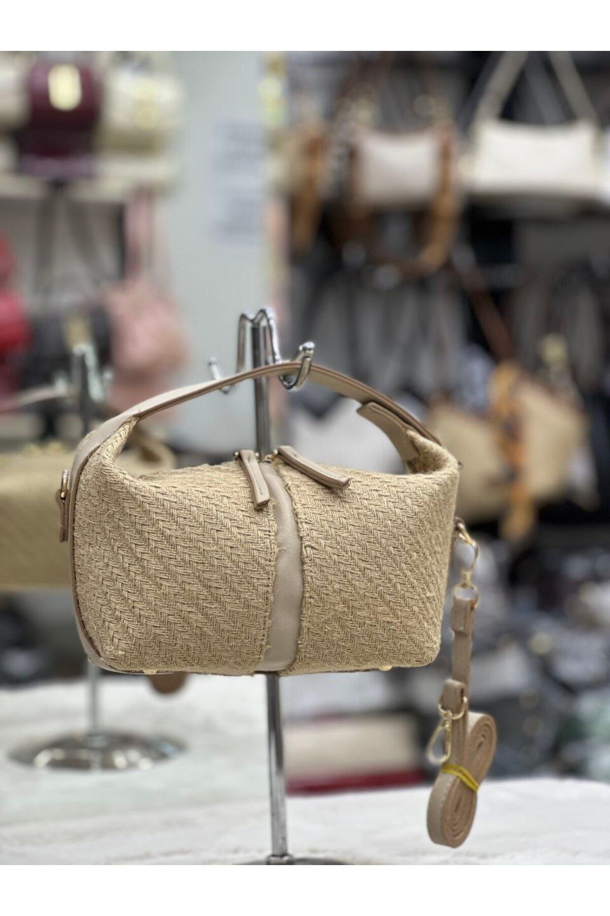bynarincollection günlük sandal model kol çantası