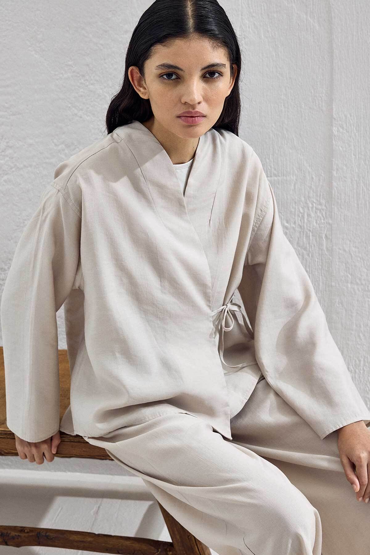 Hooopstore Bağcık Detaylı Lyocell Cupra Bej Kimono Takım
