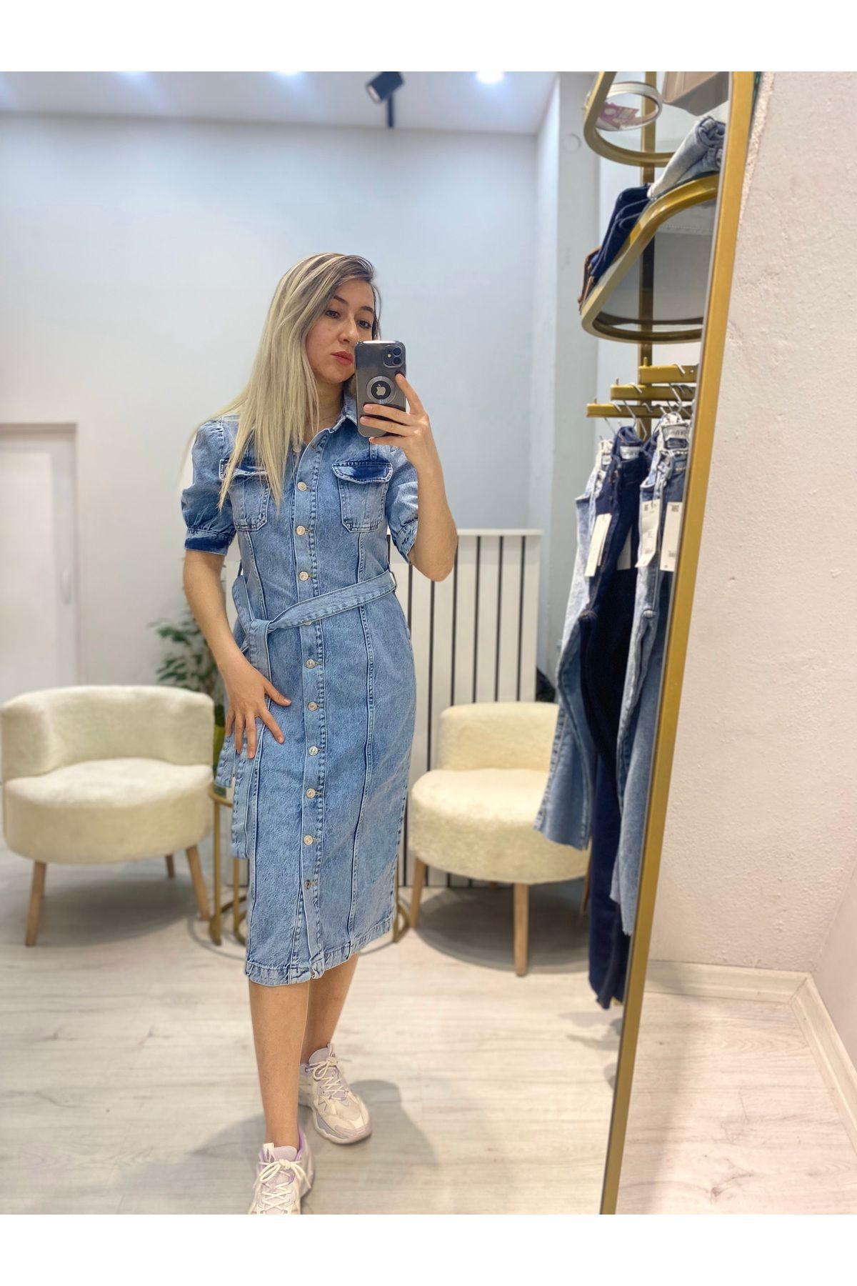 Roseden Kadın Açık Mavi Önü Düğmeli Prenses Kol Beli Kuşaklı Kemerli Midi Boy Jean Kot Elbise
