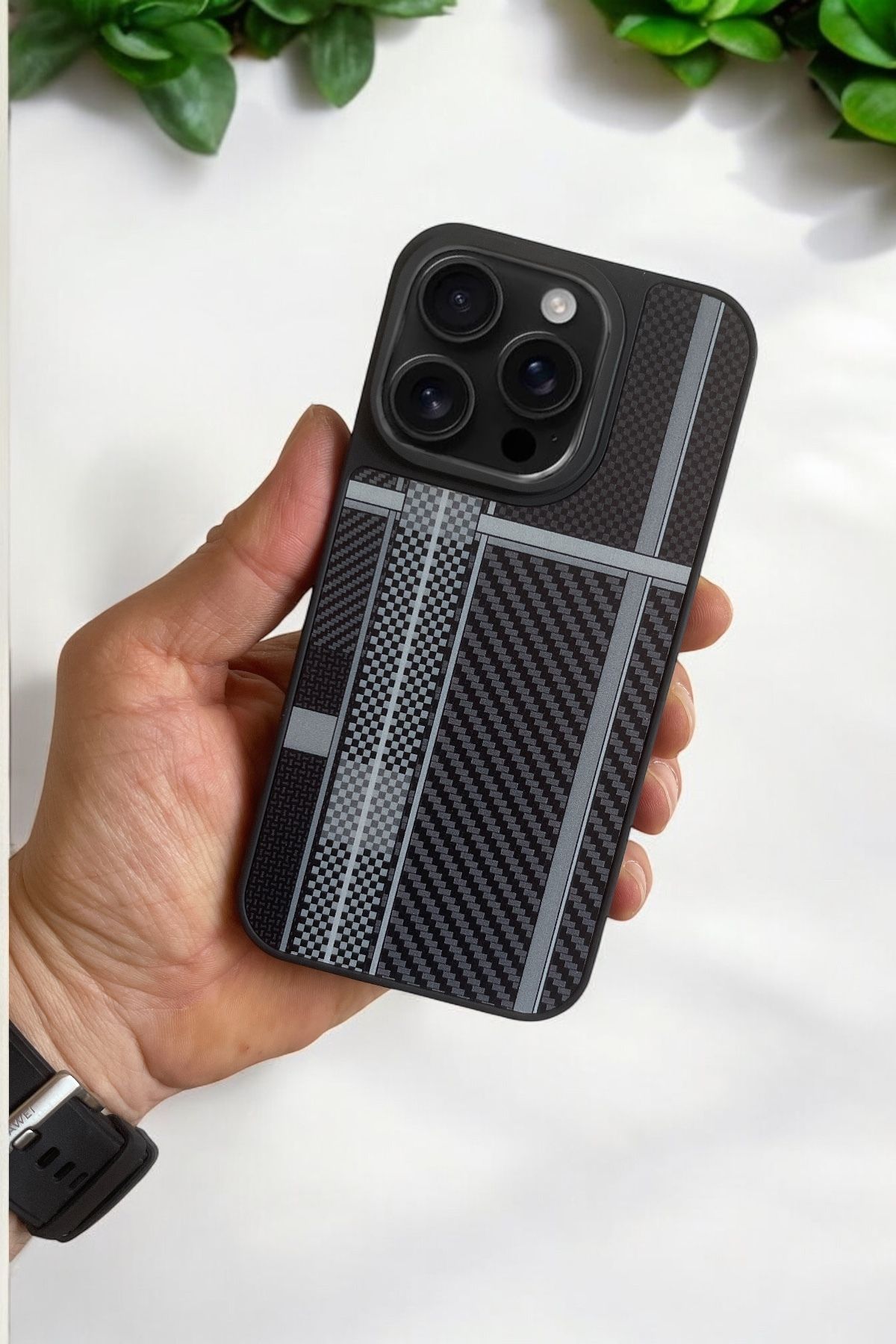 ProNorth Apple İphone 16 Pro Uyumlu Kılıf Karbon Görünümlü Silikon Kılıf / Kapak