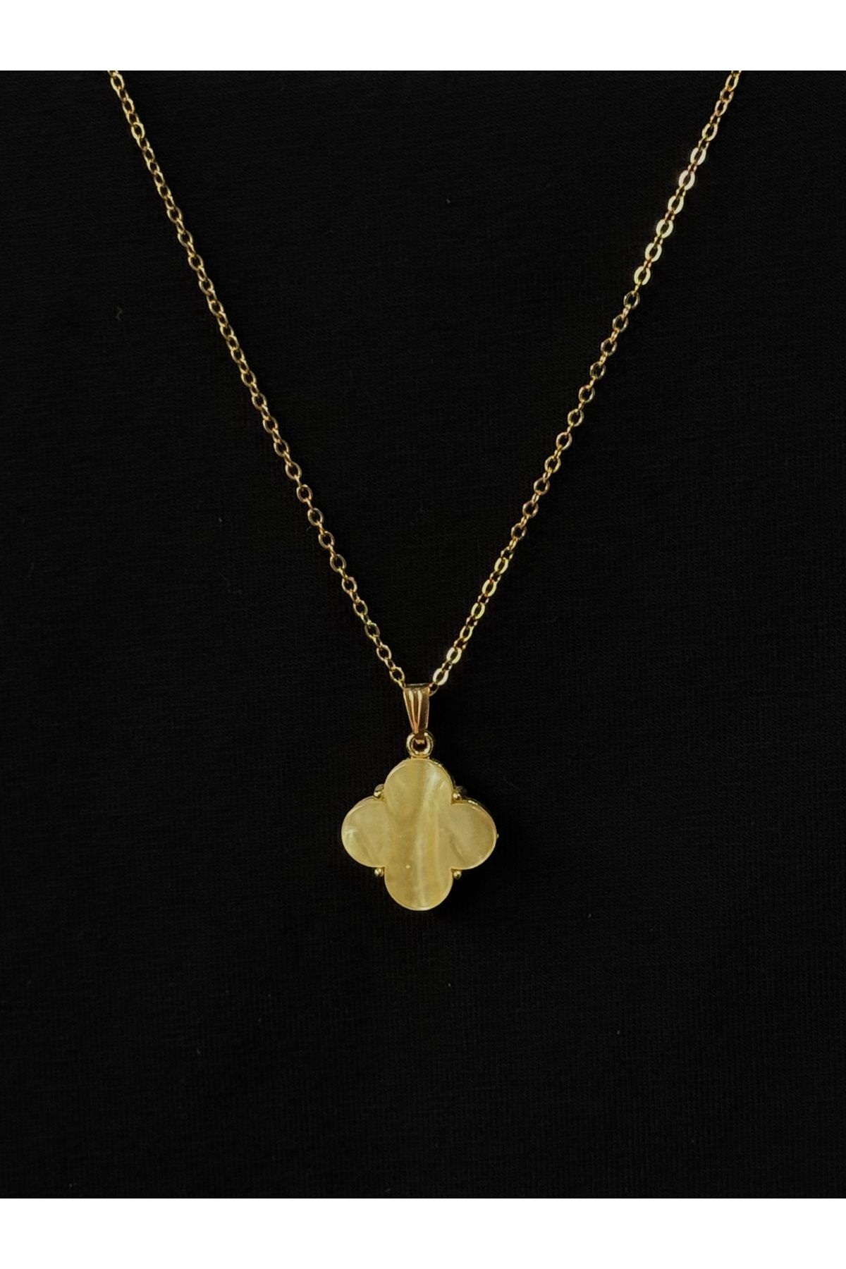 VİA BLANCHE Kadın Turuncu Renk Detaylı Van Cleef Gold Kolye