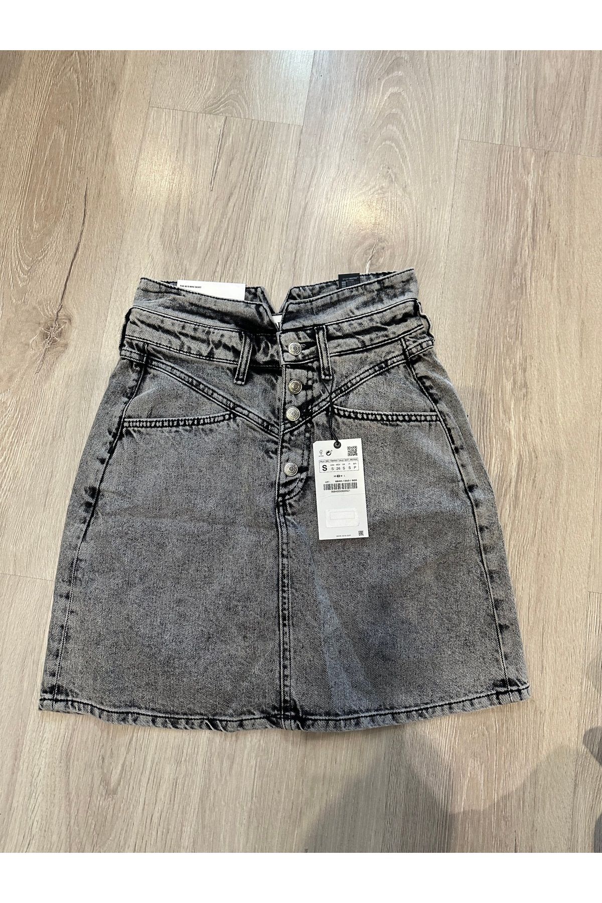 Ezgi Eraslan boutique Kot etek