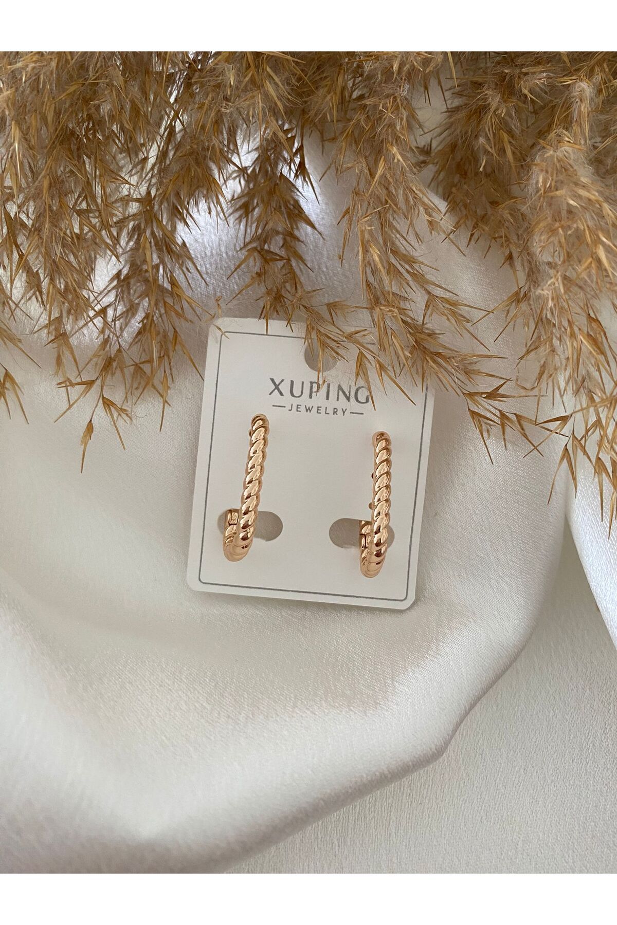 XUPING JEWELRY Kare Form Burgu Çelik Küpe