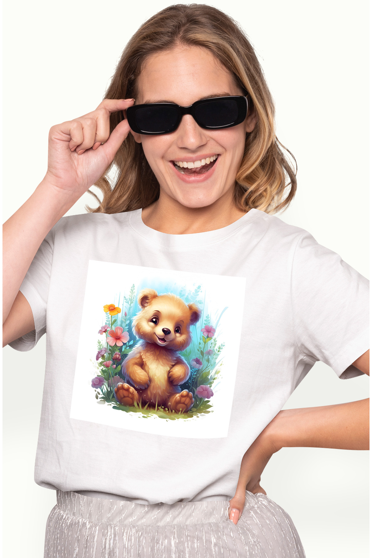StoryGift Romania Tricou Femei Cu Un Ursulet Fericit, In Natura, Ilustratie, Plante, Flori, Padure Wht_l Femeie - S