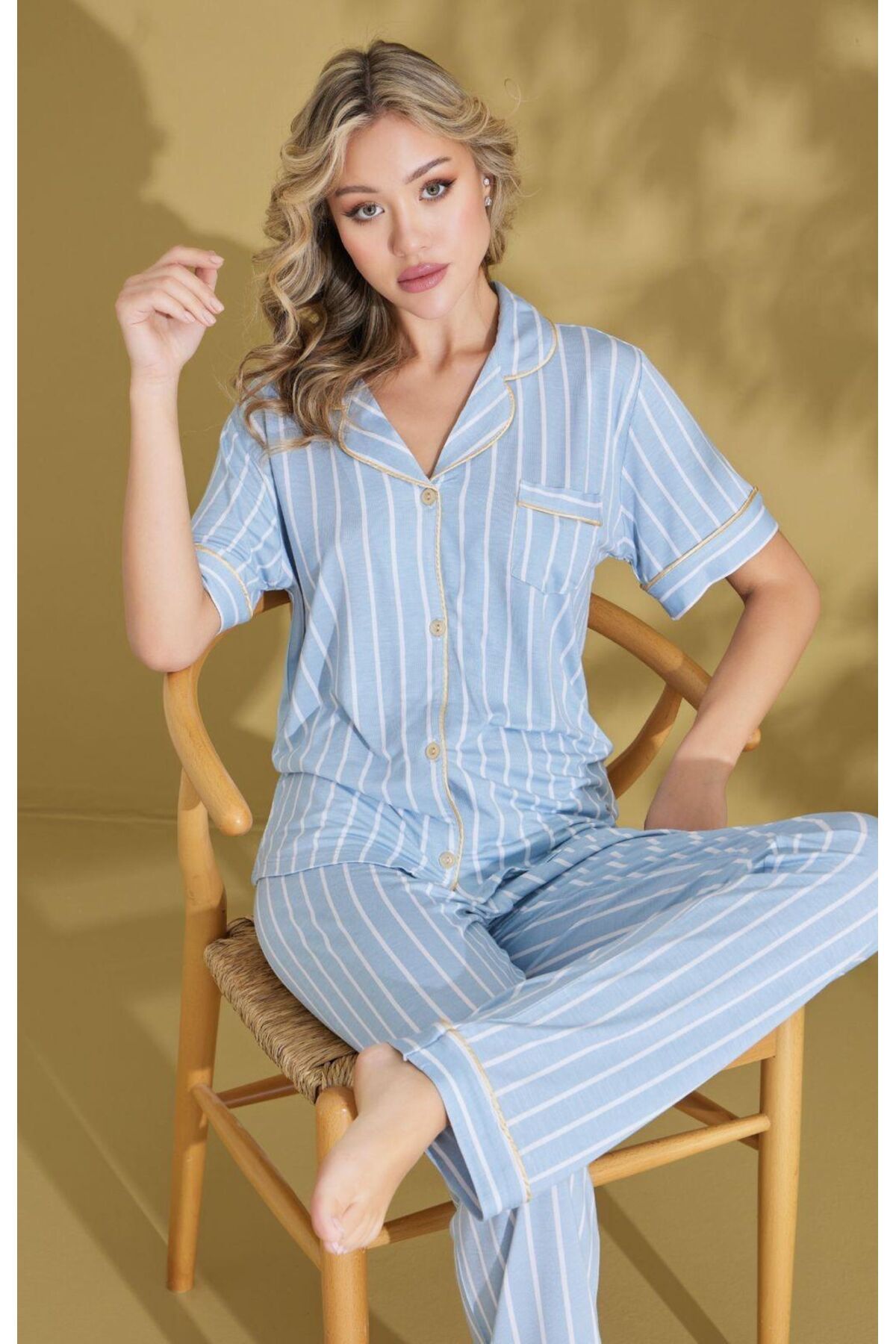 ÇağrıHome Kadın %100 Pamuklu Viskon Kumaş Mavi Çizgili Desen Gömlek Yaka Boydan Düğmeli Pijama Takımı