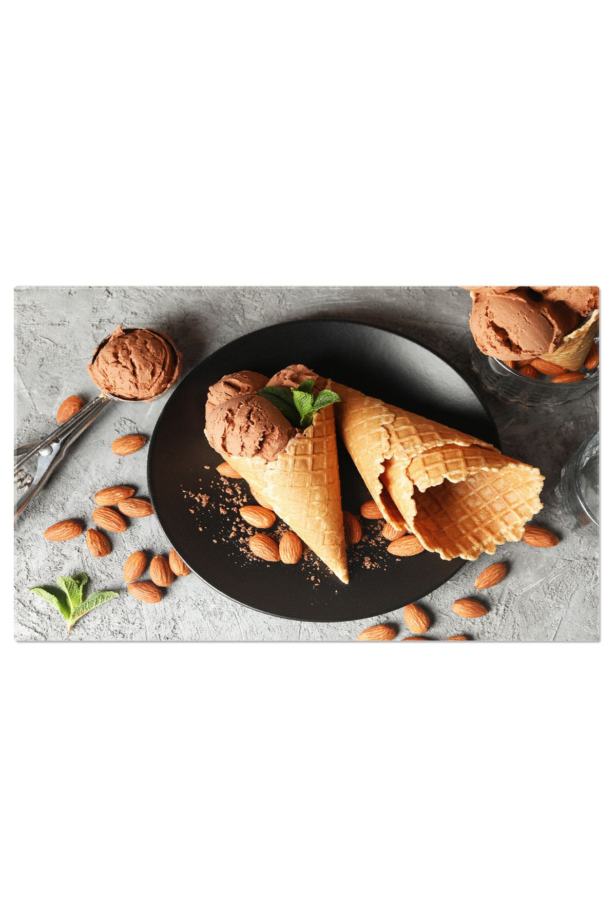 StoryGift Romania Tablou Canvas: Deliciu De Vara - Gelato Cu Arome De Cacao, Fistic Si Crema De Vanilie - 40 x 25