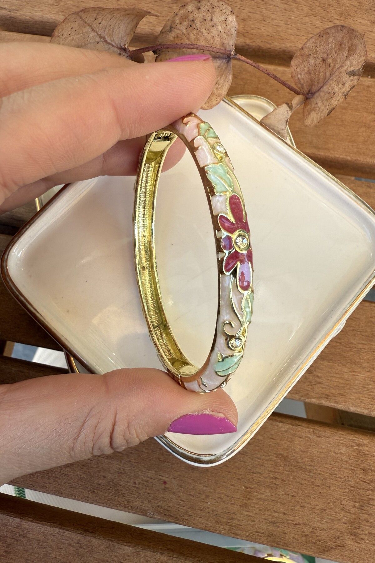 AURA ATELIER 14K Altın Kaplama İnce Mineli Somon Bilezik 5.7cm