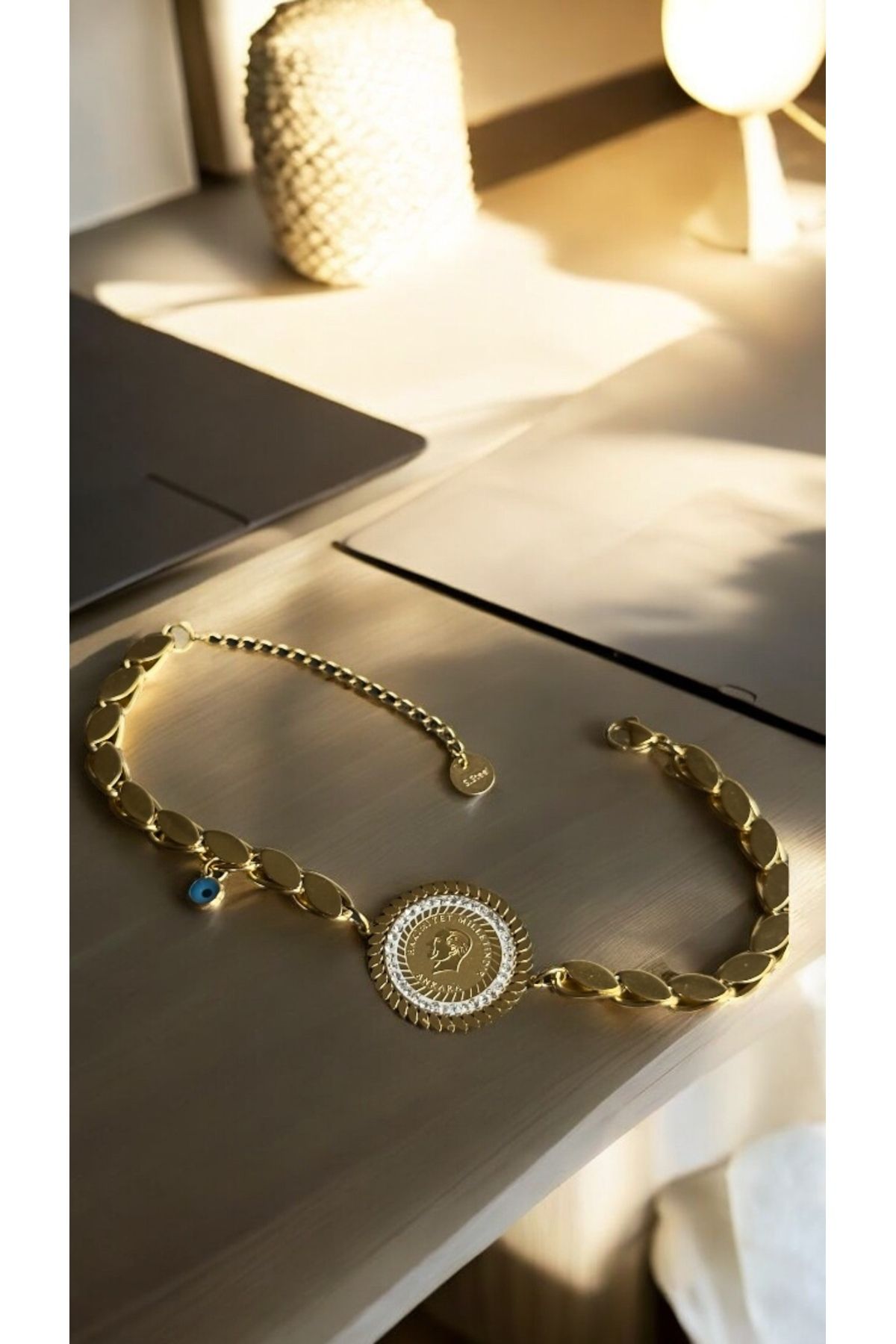 İNN JEWELLERY Çelik Bileklik Kararmaz Antialerjik Çeyrekli Figürlü (2 Yıl İthalatçı Garantili)