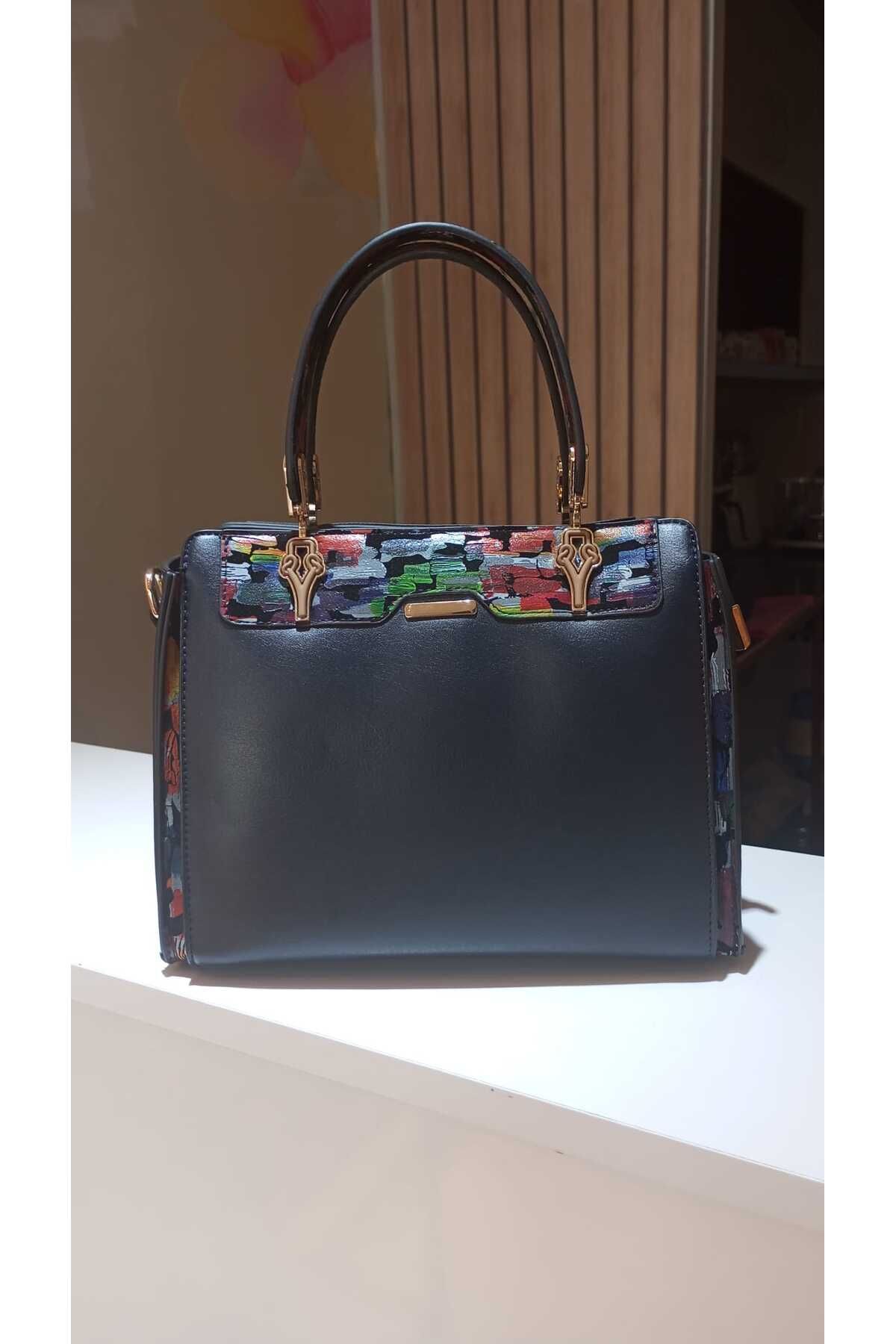 Butik ÇAPRAZ ASKILI EL VE OMUZ ÇANTASI