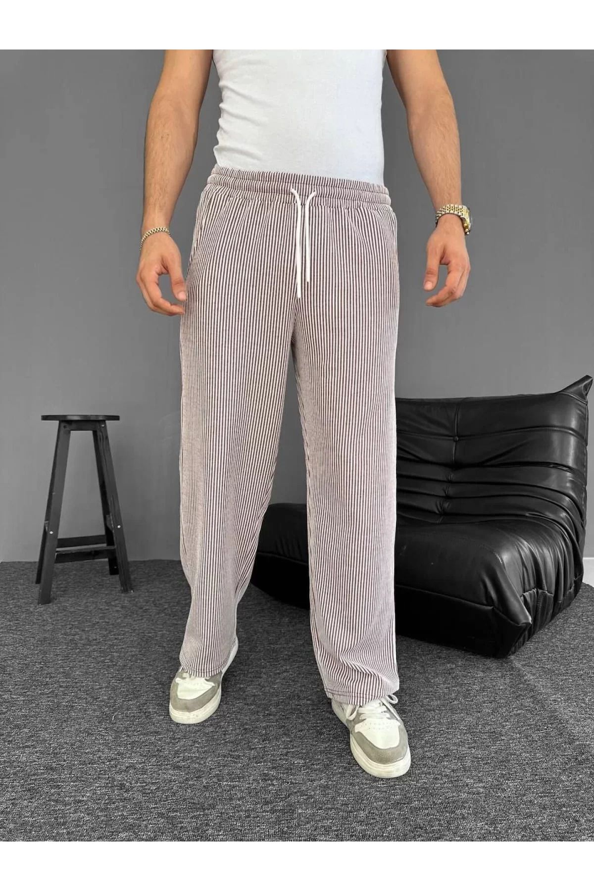 İndigo Park Oversize Erkek Jogger Pantolon – Tarzınızı Konforla Tamamlayın!