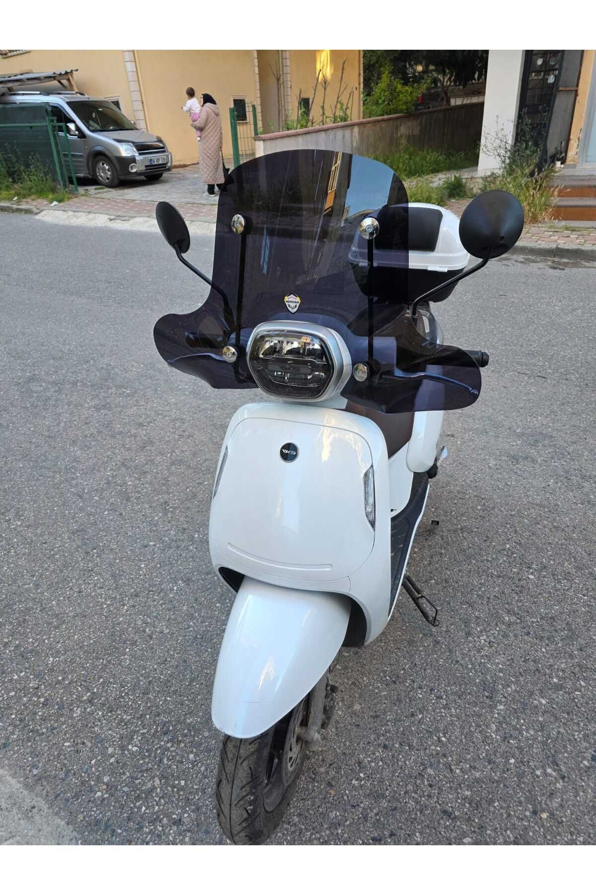 RKS VPS 125 Siperlik Ön Cam 2022-2025 Model 42cm Siyah Renkli 4mm