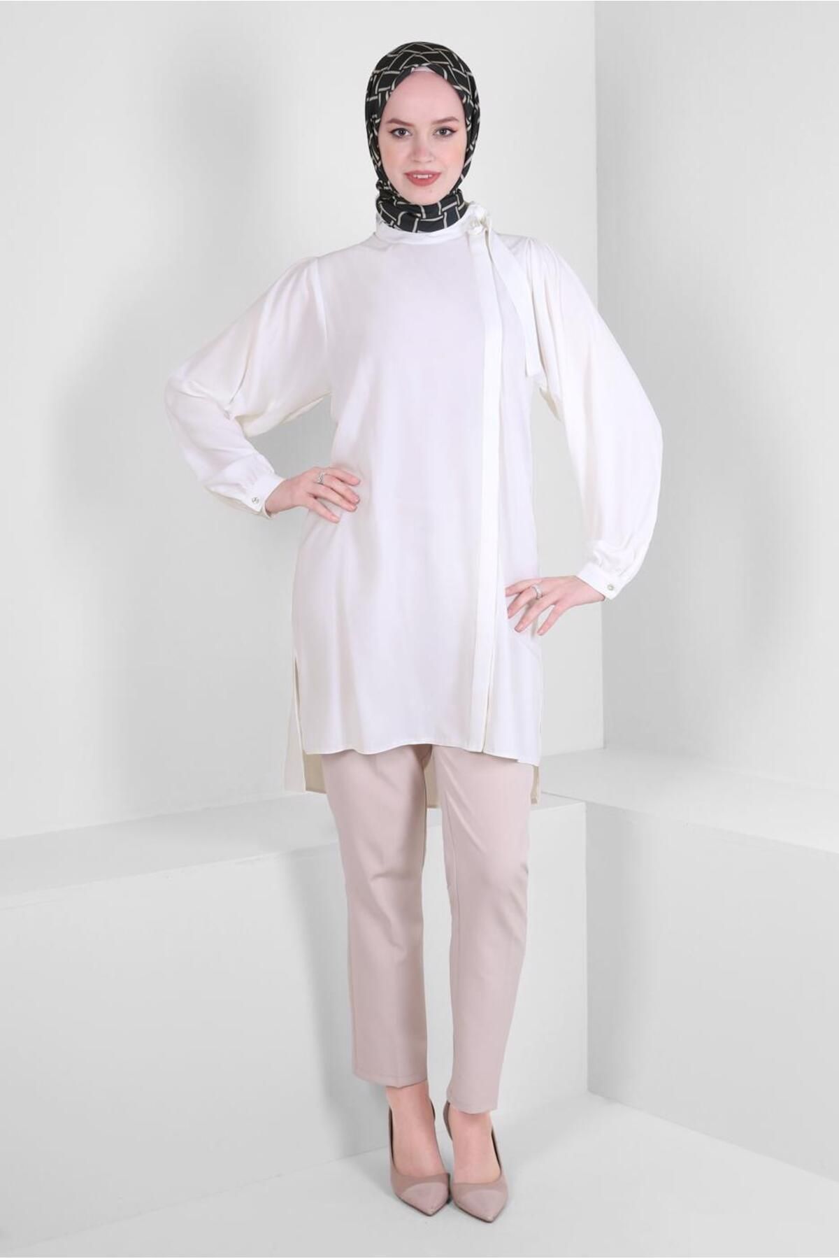 complete the look image