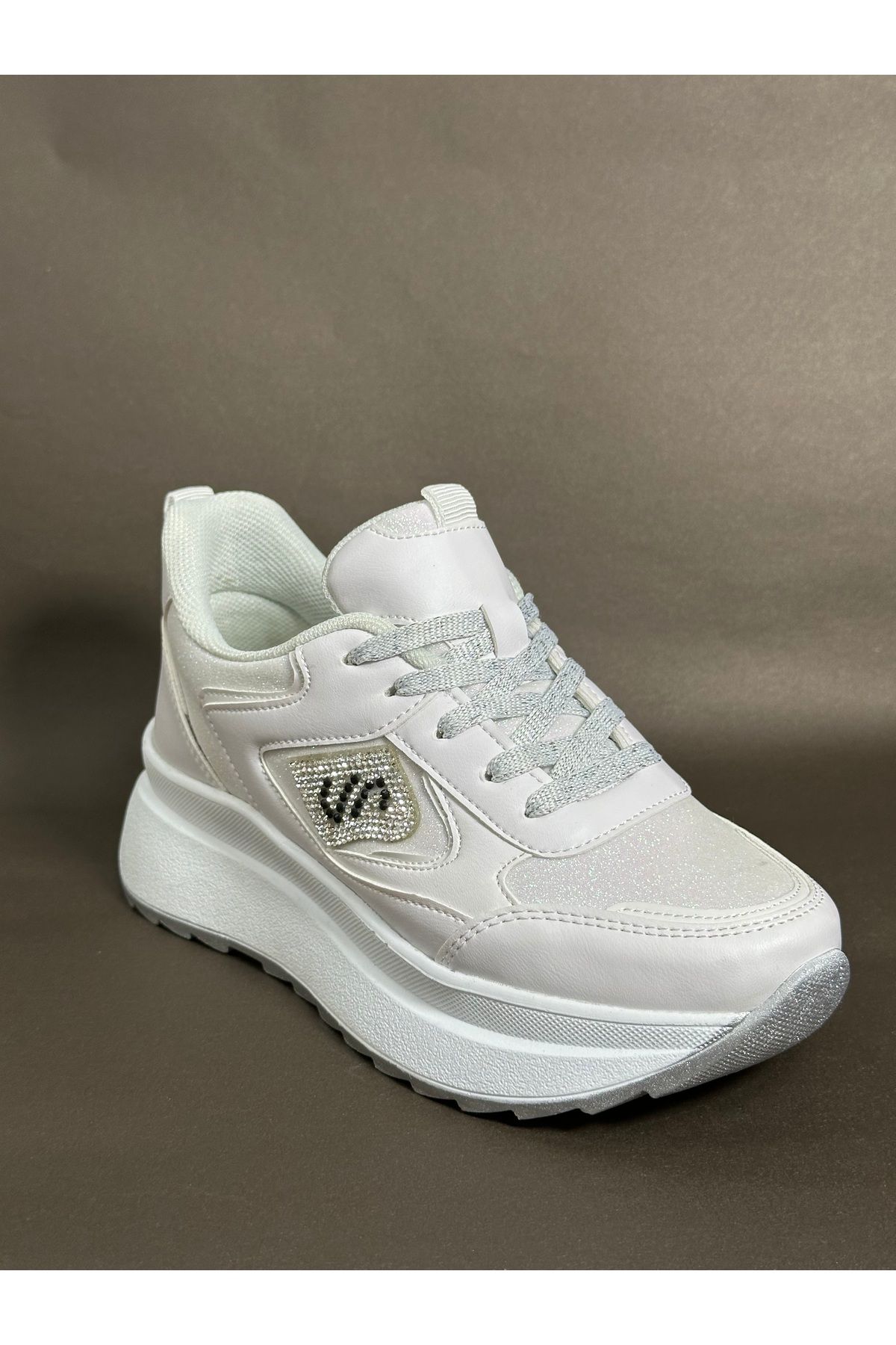ZNG SHOES Beyaz Gümüş Simli Detay Taşlı Bağcıklı Dolgu Yüksek Tabanlı Kadın Sneaker Spor Ayakkabı