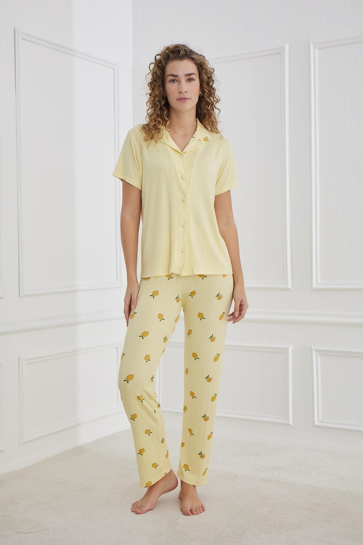 Kompedan Kadın Desenli Polo Yaka Önden Düğmeli Pijama Takım | Sarı 80602-856