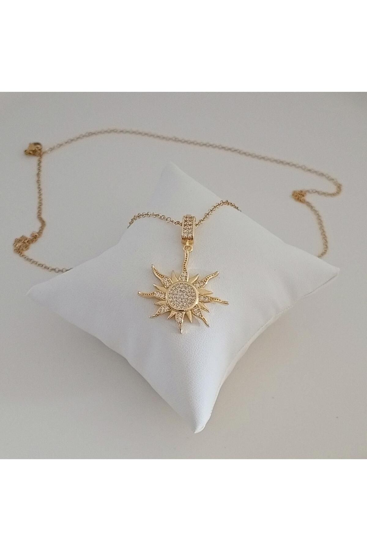 Ödül Moda Gold Pirinç Zirkon Taşlı Güneş Kolye