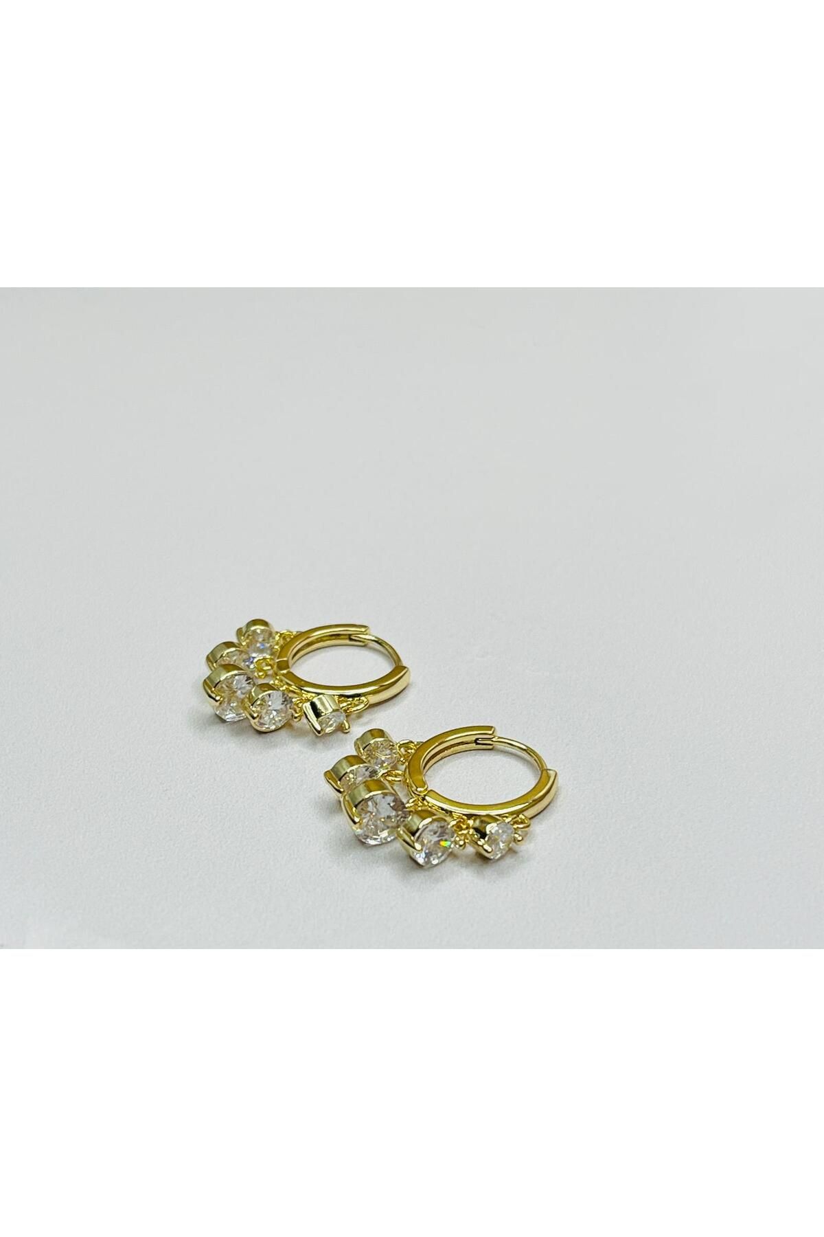 ASİN ACCESSORİES Zirkon Taşlı Sallantı Halka Küpe - VİP Küpe
