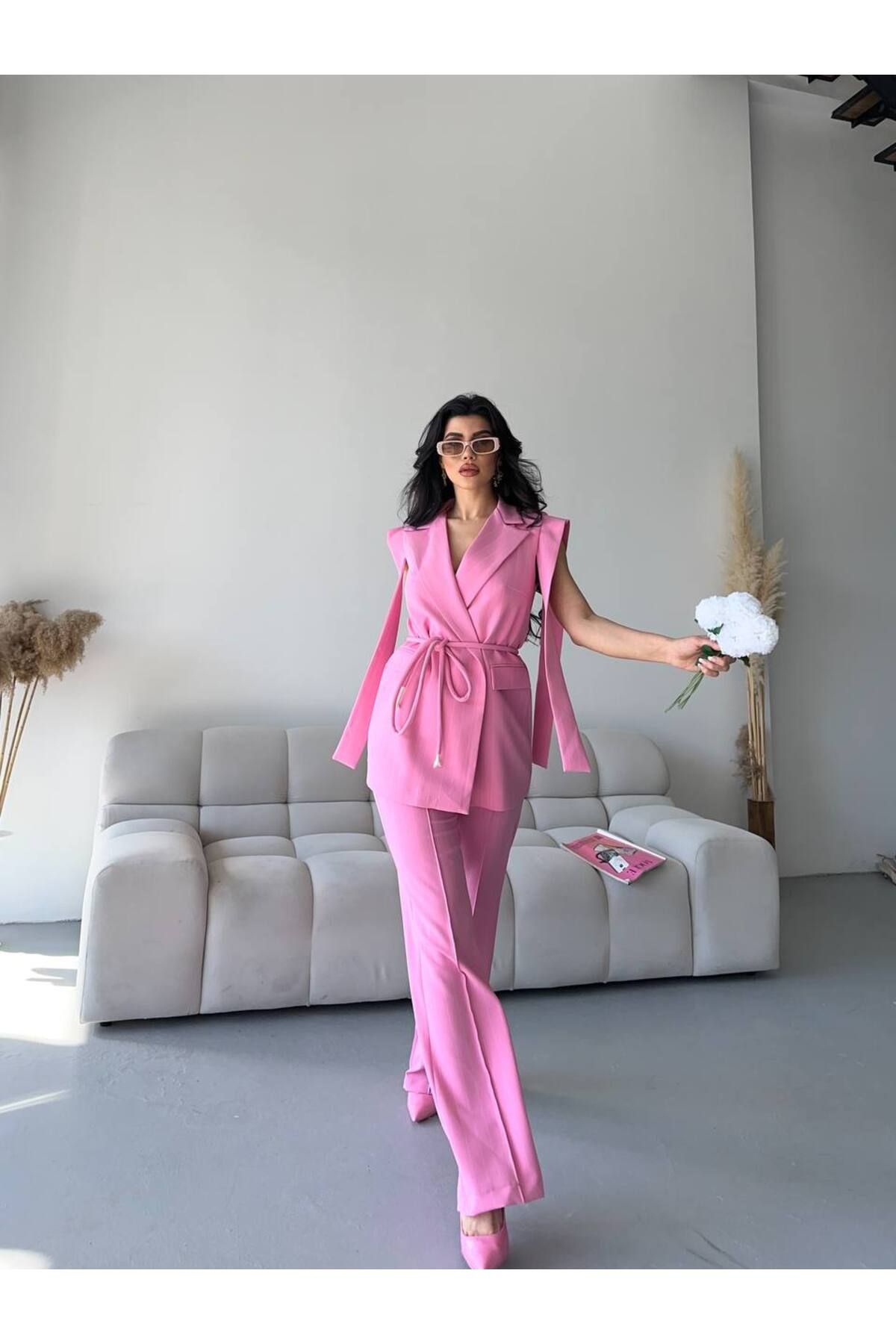 BARG FASHION Kadın Kolsuz Oversize Blazer Ceket Pantolon Bağcıklı Omuz Detaylı