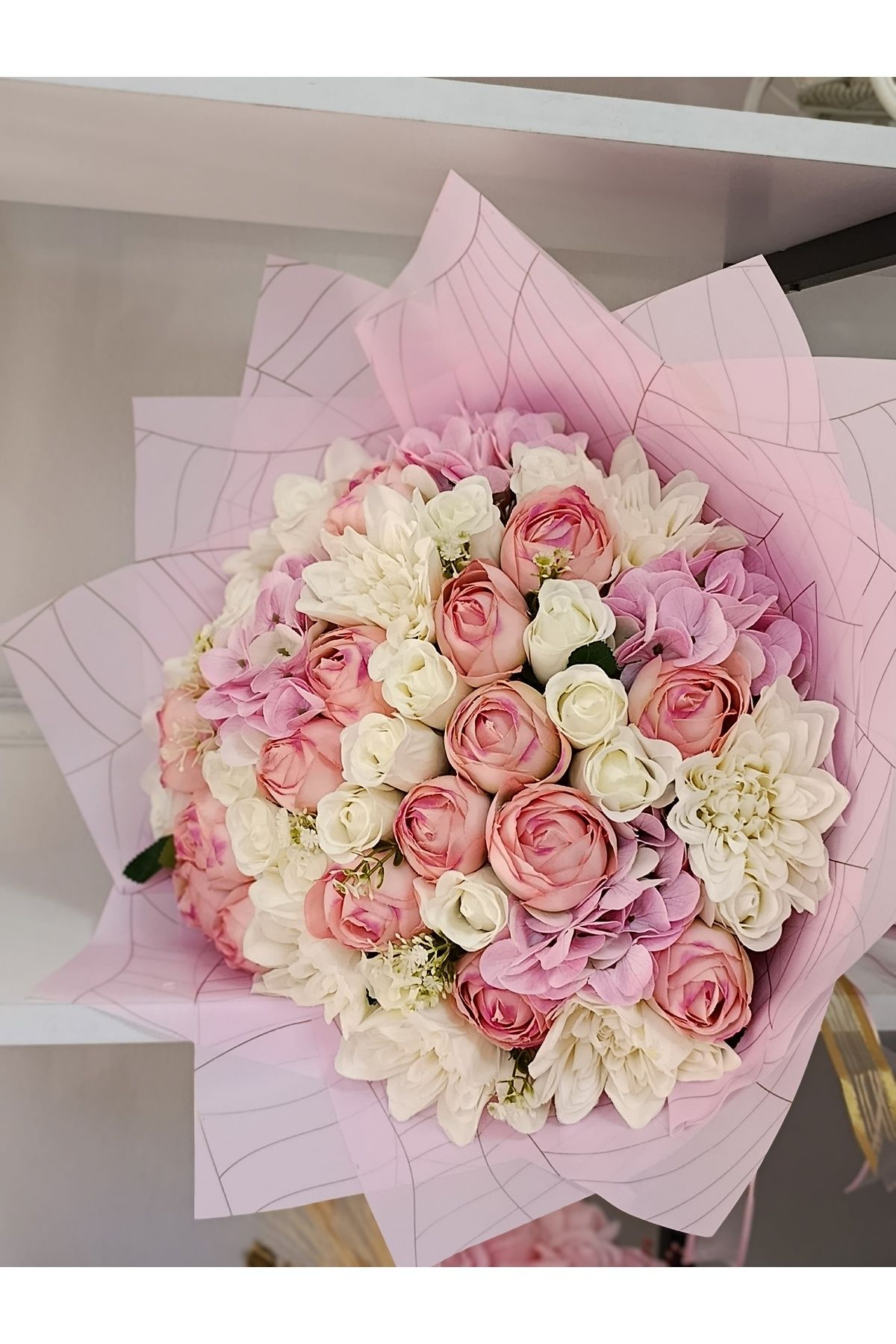 Mudu flowers Pembe Renkli Karışık İsteme Buketi
