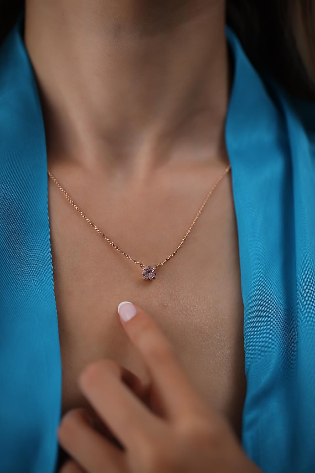 Ninova Silver Tektaş Model Rose Kaplama Gümüş Crystal Kolye
