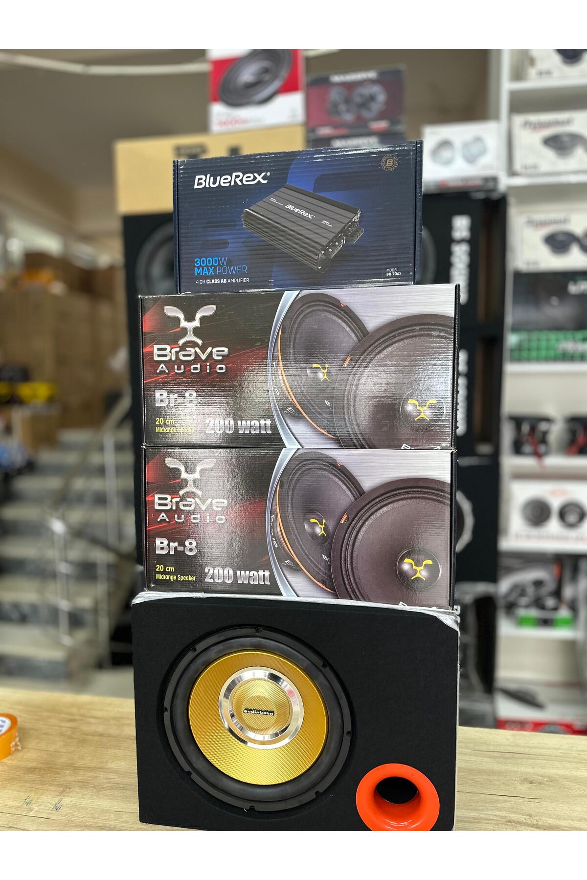 FORX5 3000 wat 4 kanal amfi 4 adet 20 cm midrange 1500 wat 400 rms