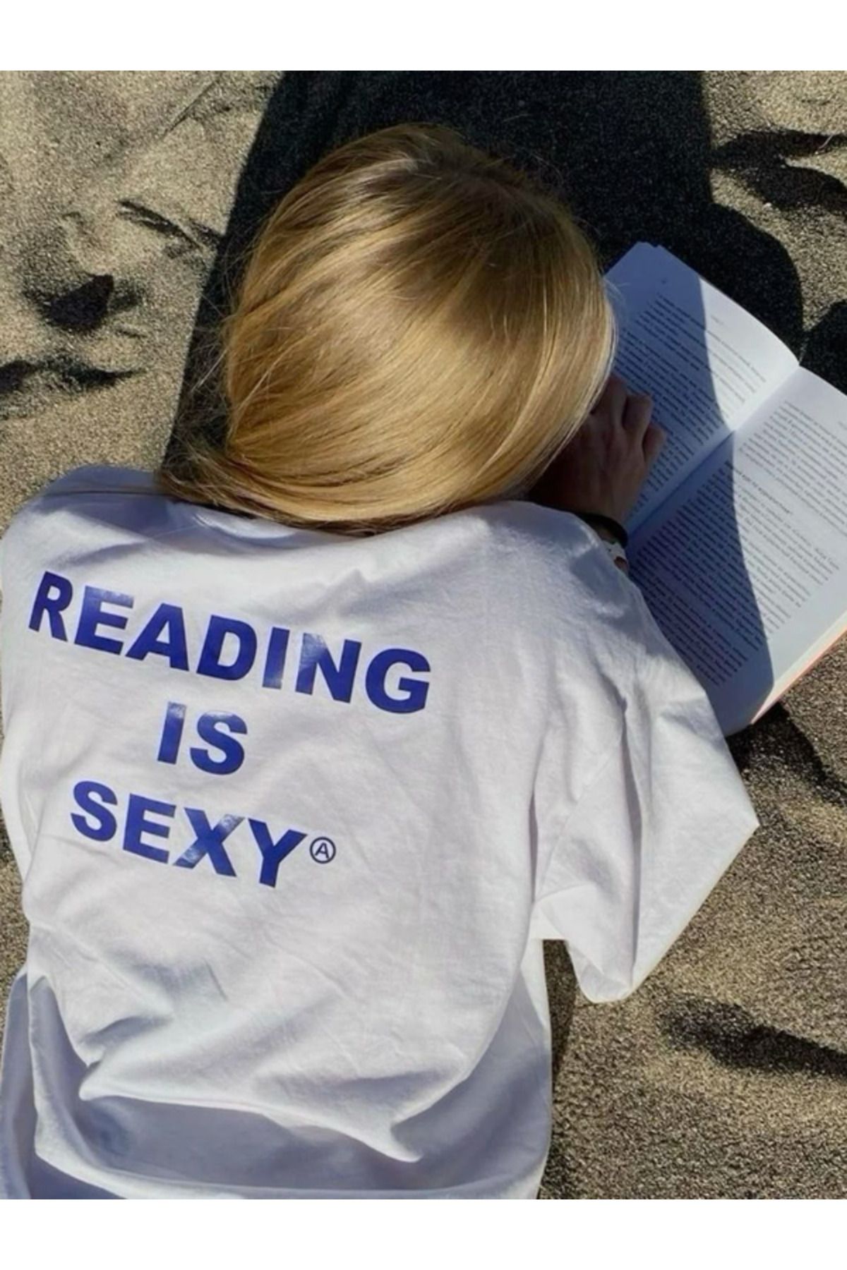 DEEFWEAR DREICH READING IS BASKILI BEYAZ TSHIRT