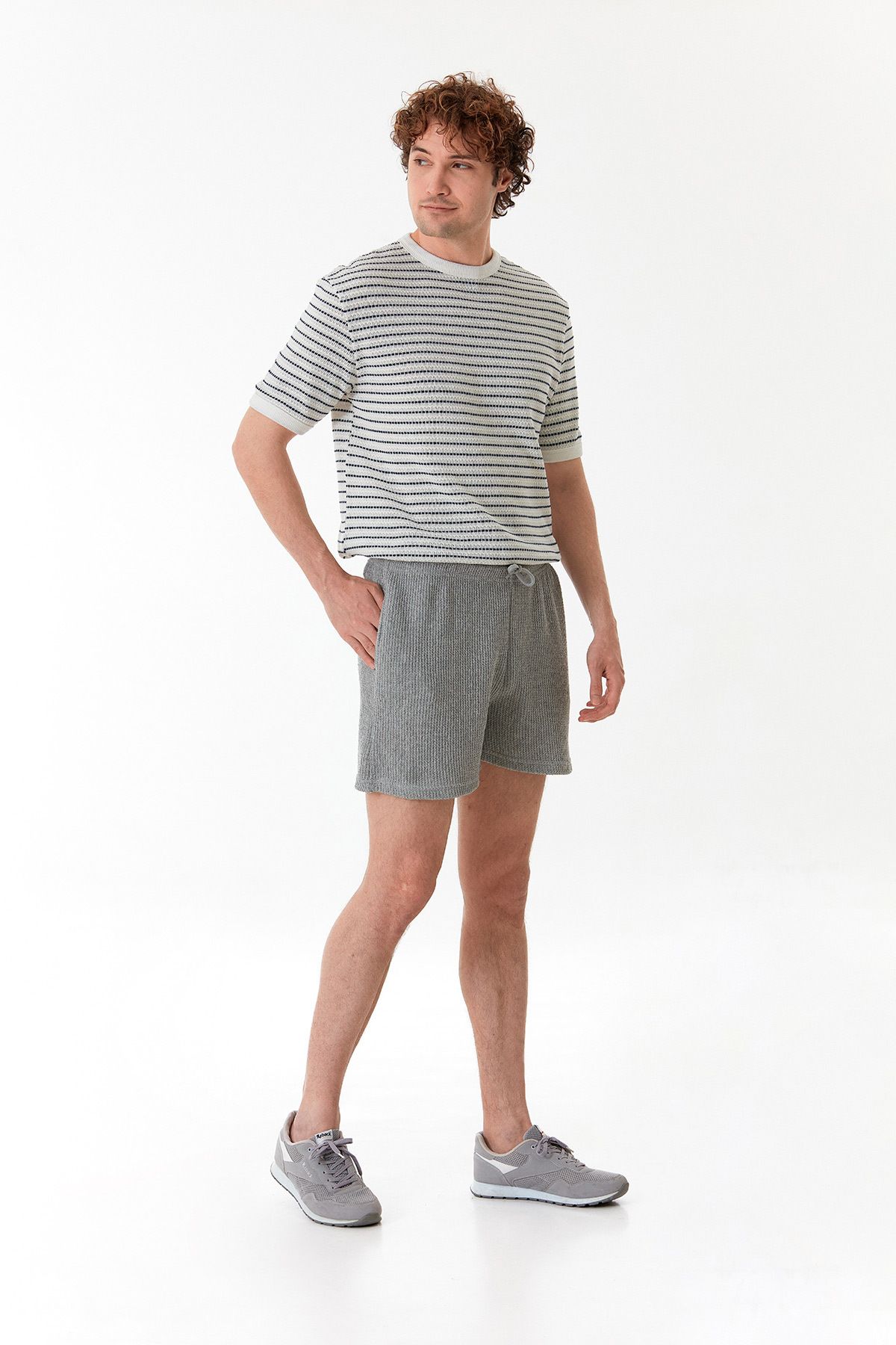 Fulla Moda-3 Thread Waist Lace up Shorts 3
