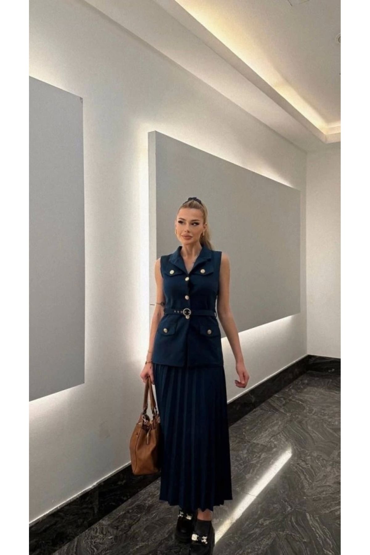 Sosyal Butik Vatkalı Yelek Etek İkili Takım