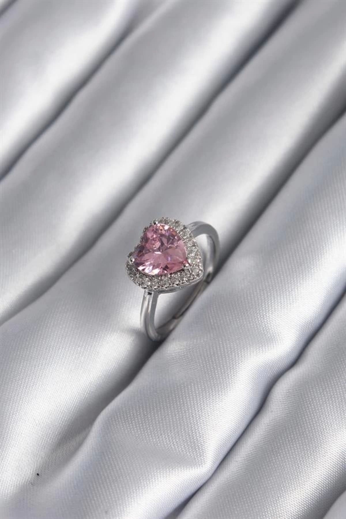 Lale Moda Pirinç Gümüş Renk Pembe Zirkon Taş Kalp Charm Model Kadın Yüzük