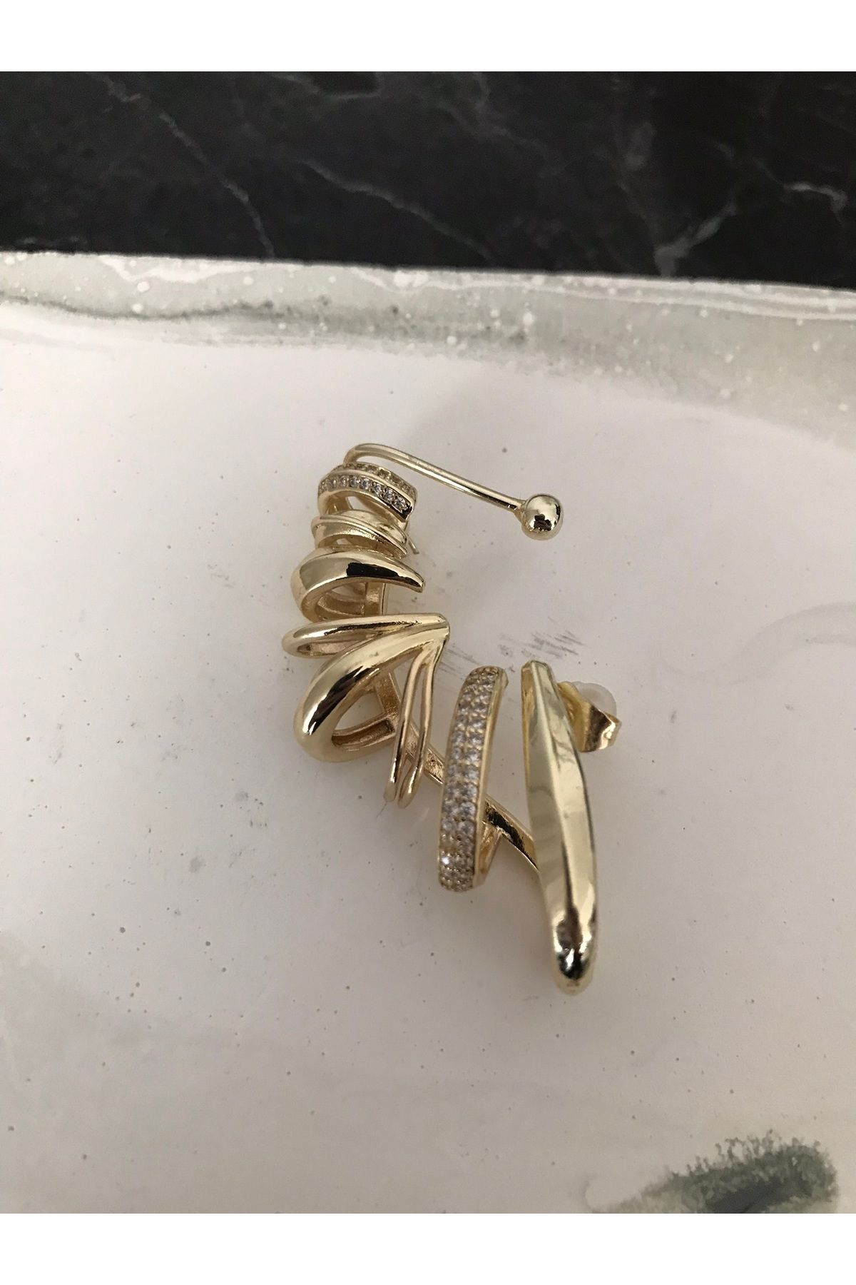 shop PASLANMAZ ÇELİK KULAĞI KAPLAYAN GOLD TAŞLI BÜYÜK KARARMAZ SUYA DAYANIKLI KÜPE