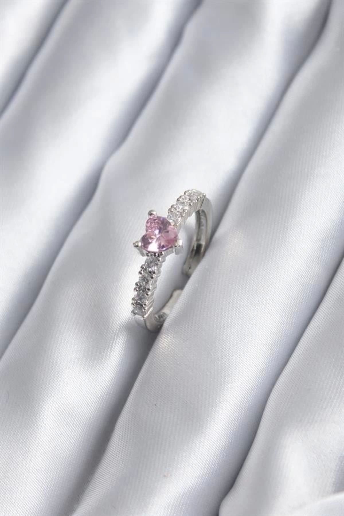 Lale Moda Gümüş Renk Zirkon Taşlı Pembe Kristal Kalp Model Kadın Yüzük