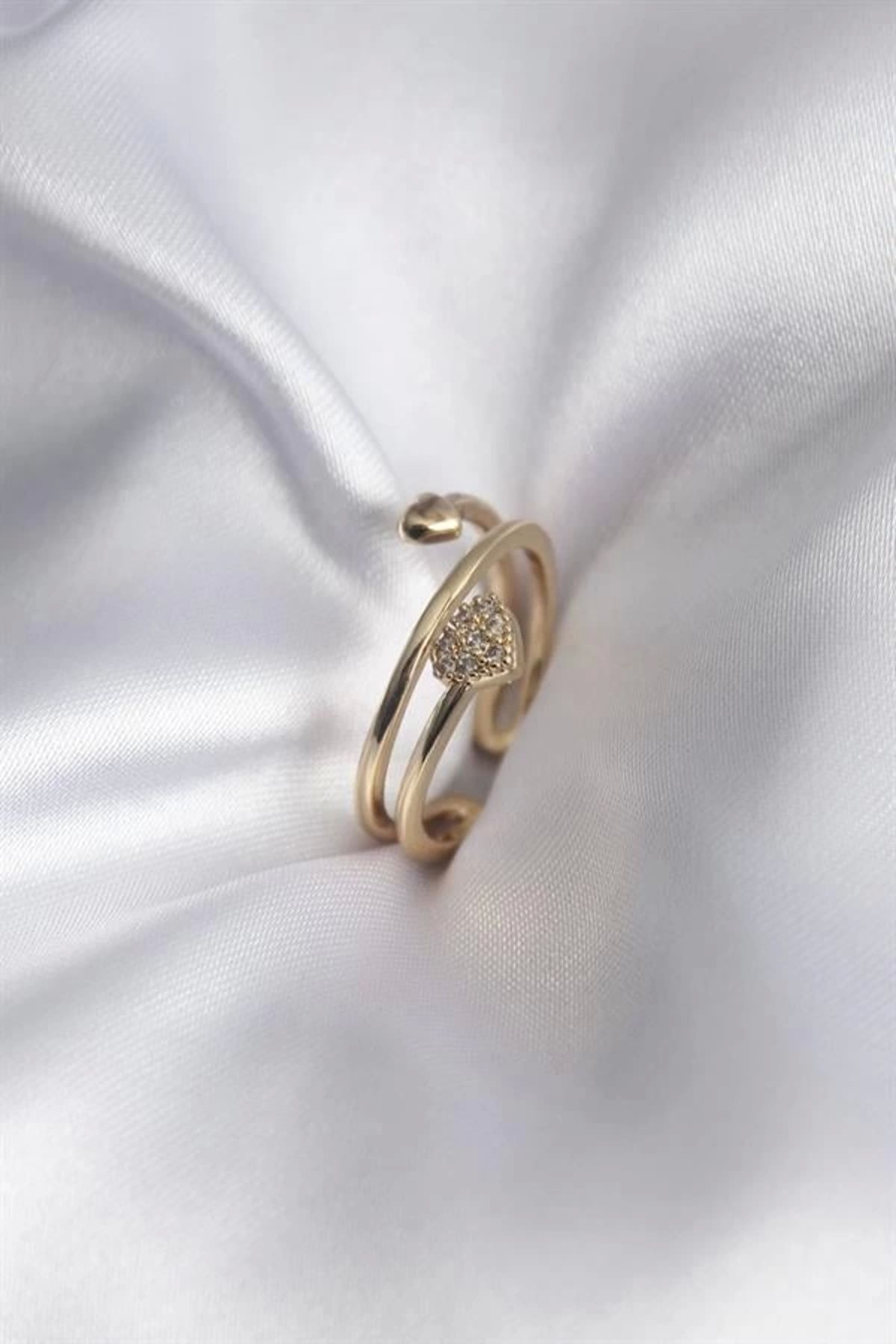Lale Moda Pirinç Gold Renk Zirkon Taş Detay Kalp Model Kadın Yüzük