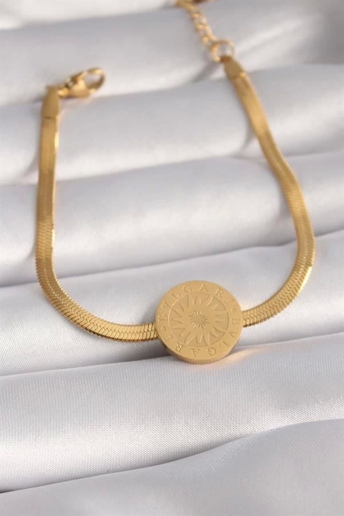 Lale Moda 316L Çelik Gold Renk İtalyan Zincir Model İşlemeli Madalyon Figür Kadın Bileklik