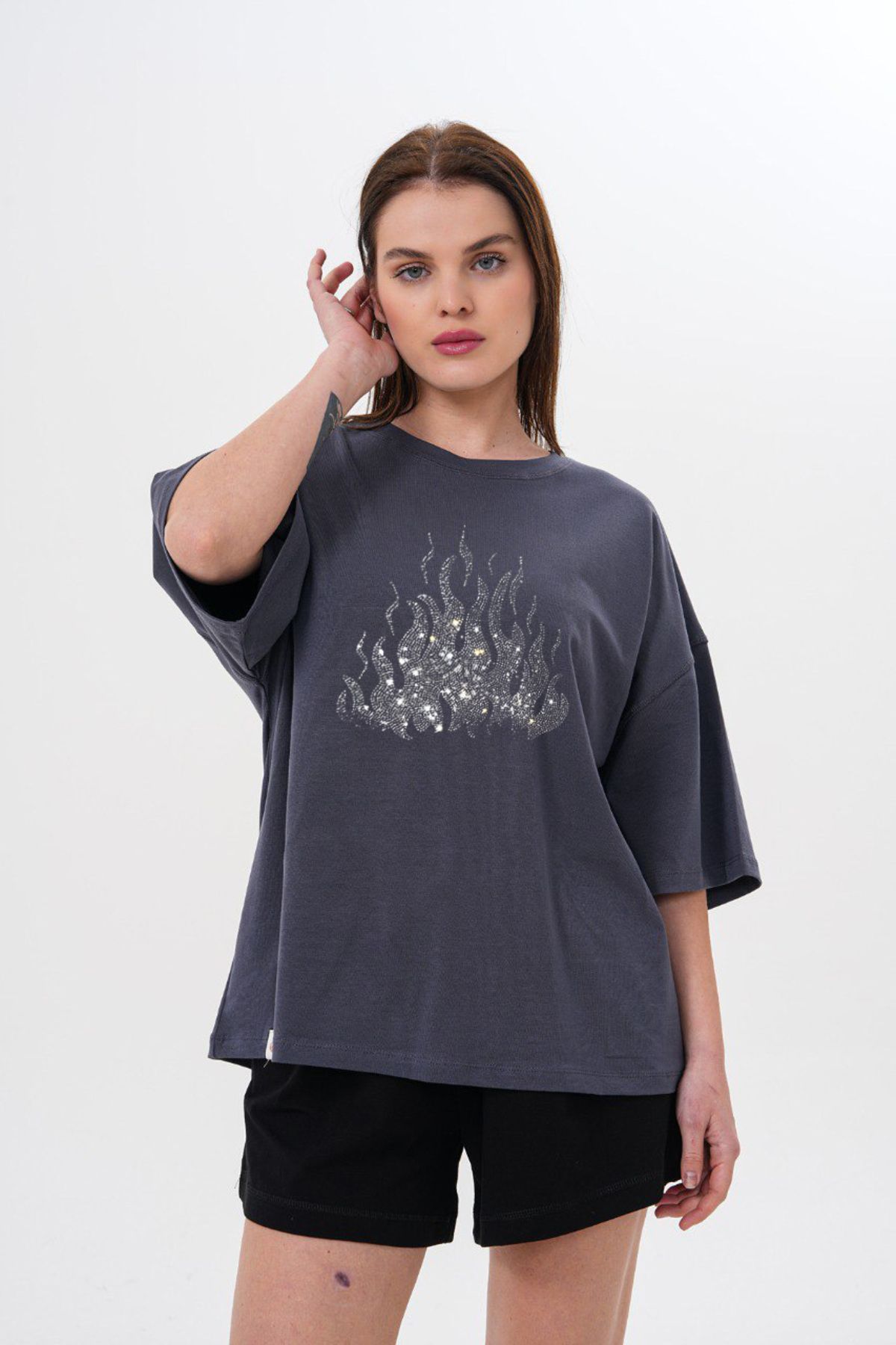 LOU MODA -KADIN TAŞ BASKILI TSHIRT OVERSİZE