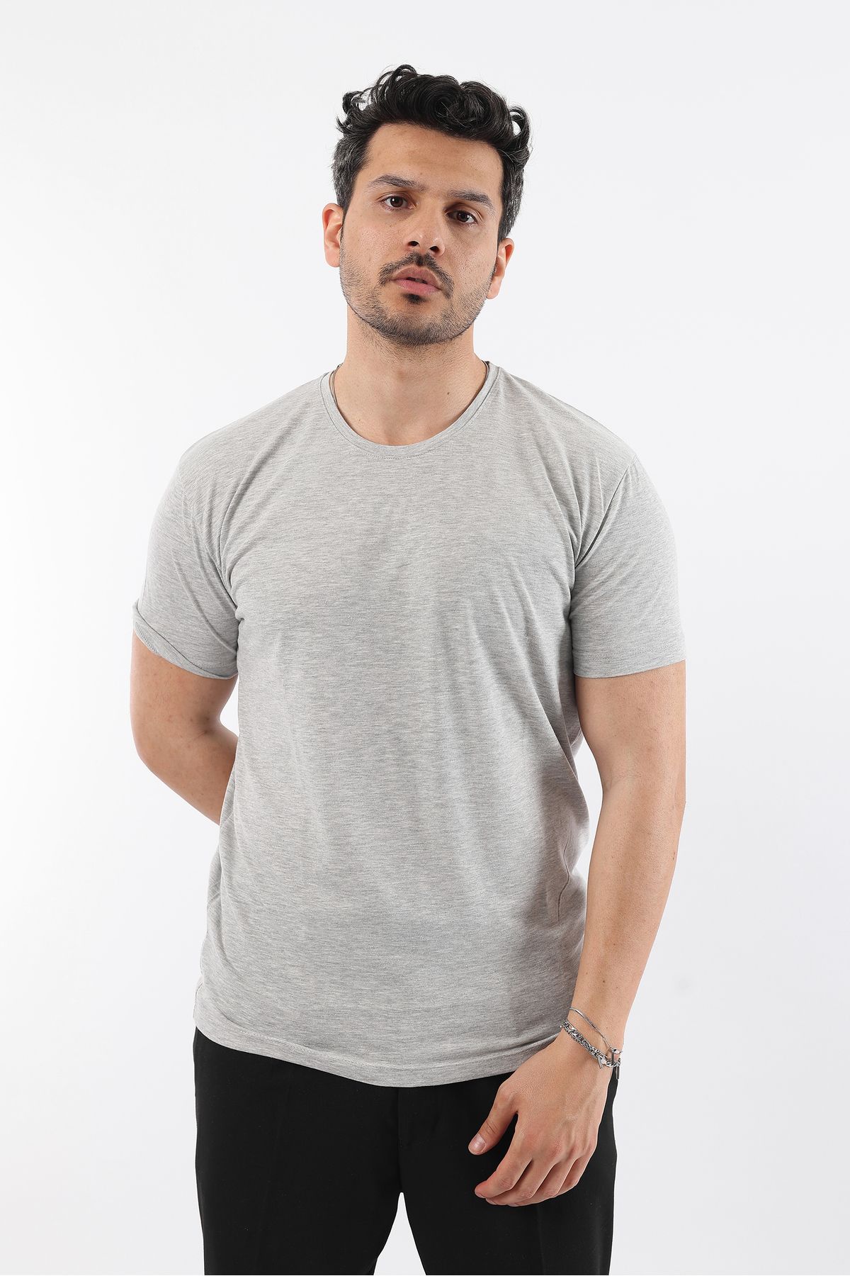 Rodrigo Erkek Bisiklet Yaka Slim Fit Basic Düz T-shirt Tişört
