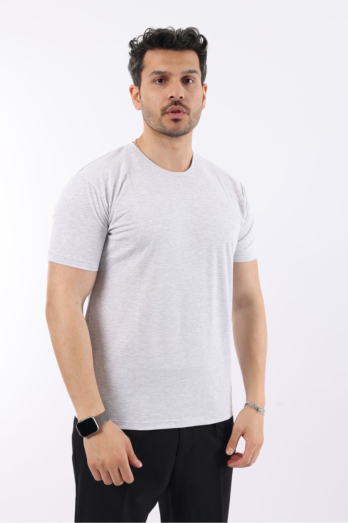 Rodrigo Erkek Bisiklet Yaka Slim Fit Basic Düz T-shirt Tişört